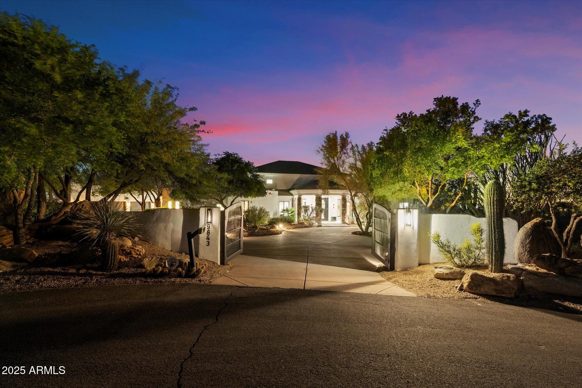 PINNACLE PEAK HEIGHTS UNIT 3 - Residential