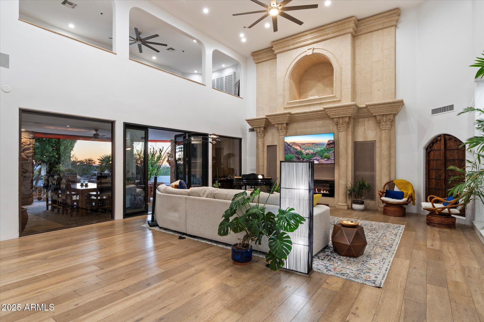 PINNACLE PEAK HEIGHTS UNIT 3 - Residential