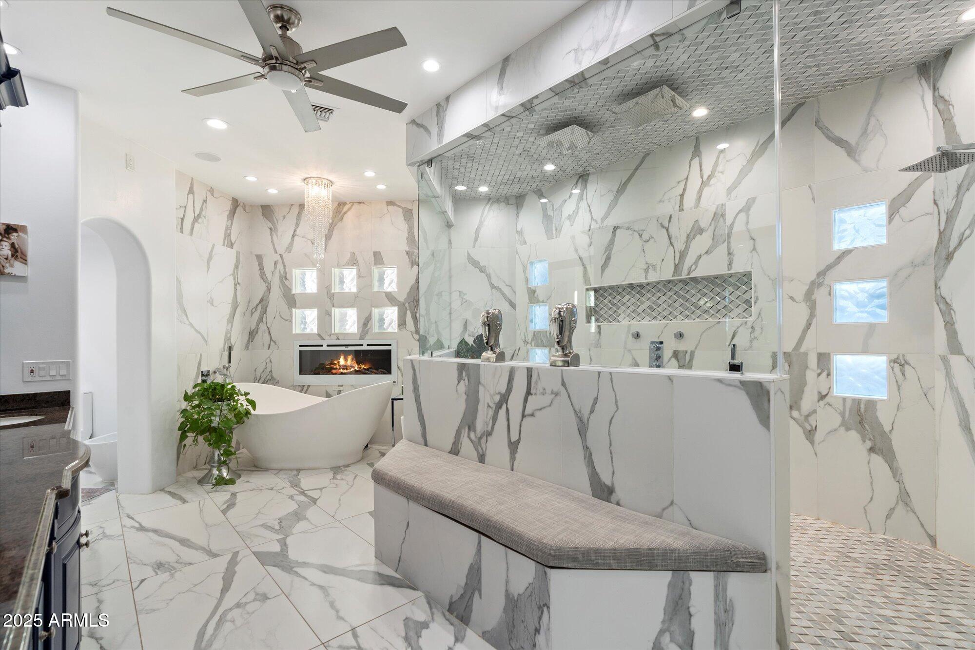 PINNACLE PEAK HEIGHTS UNIT 3 - Residential