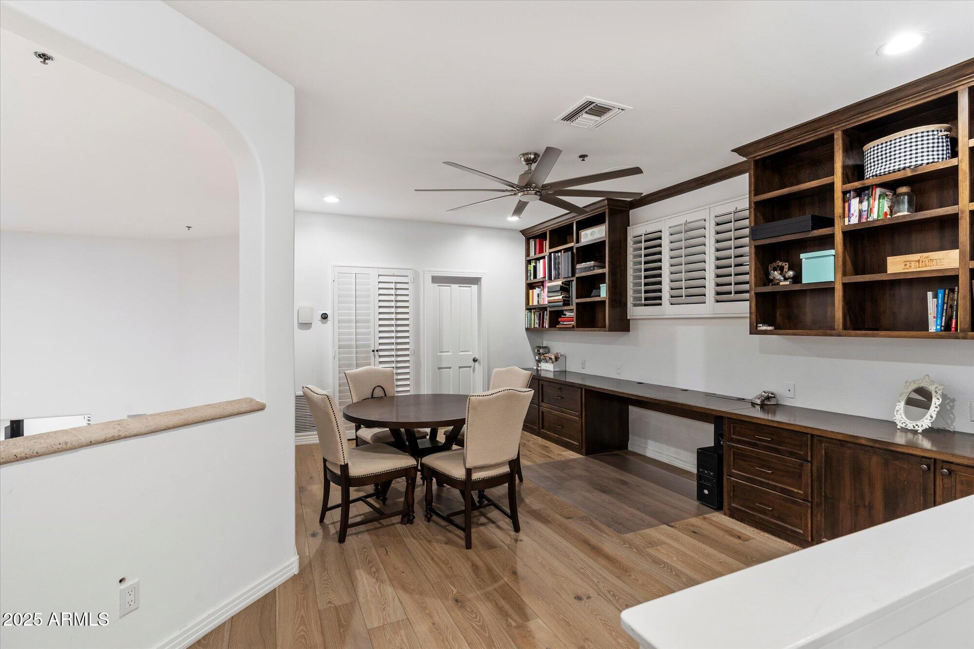 PINNACLE PEAK HEIGHTS UNIT 3 - Residential