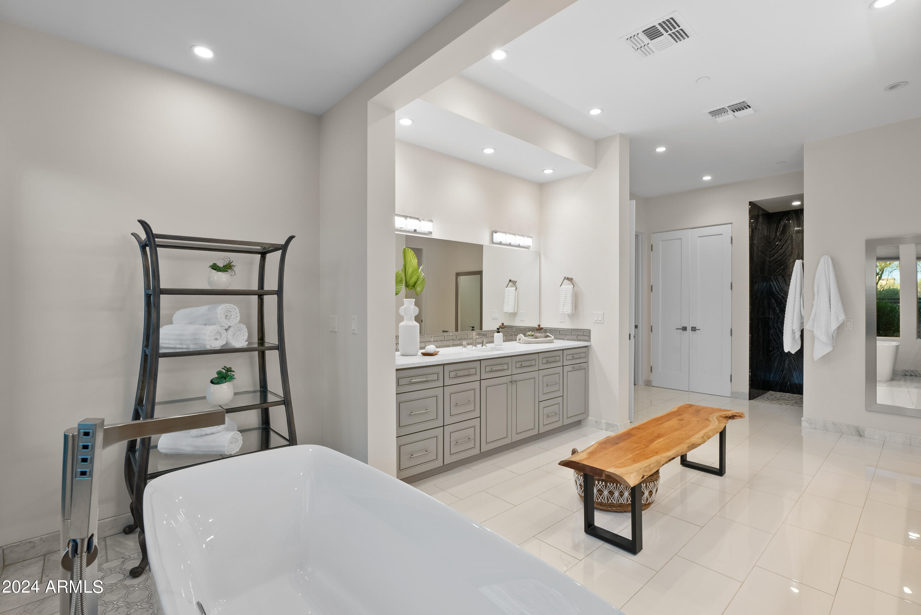 MIRABEL CLUB - Residential