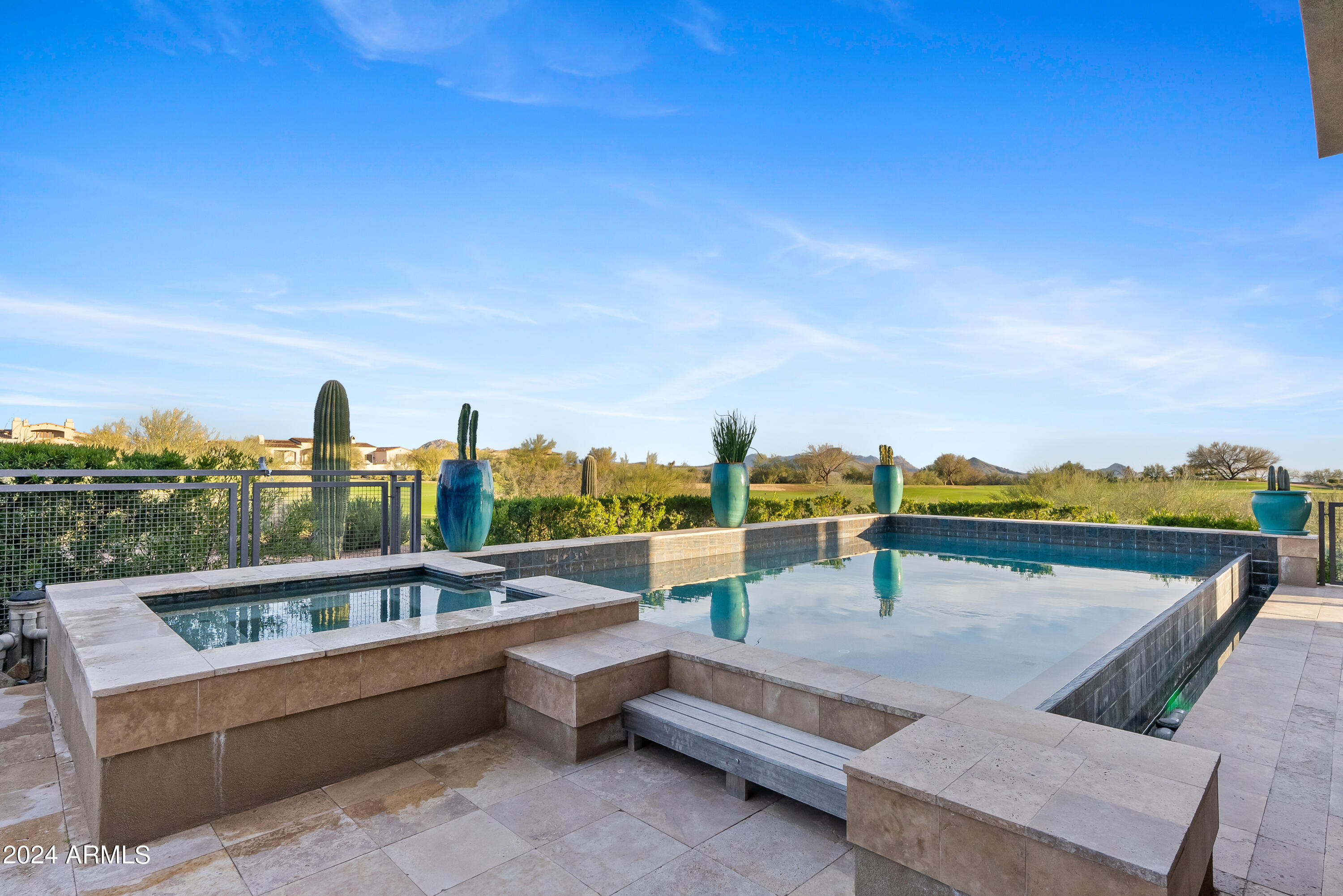 MIRABEL CLUB - Residential