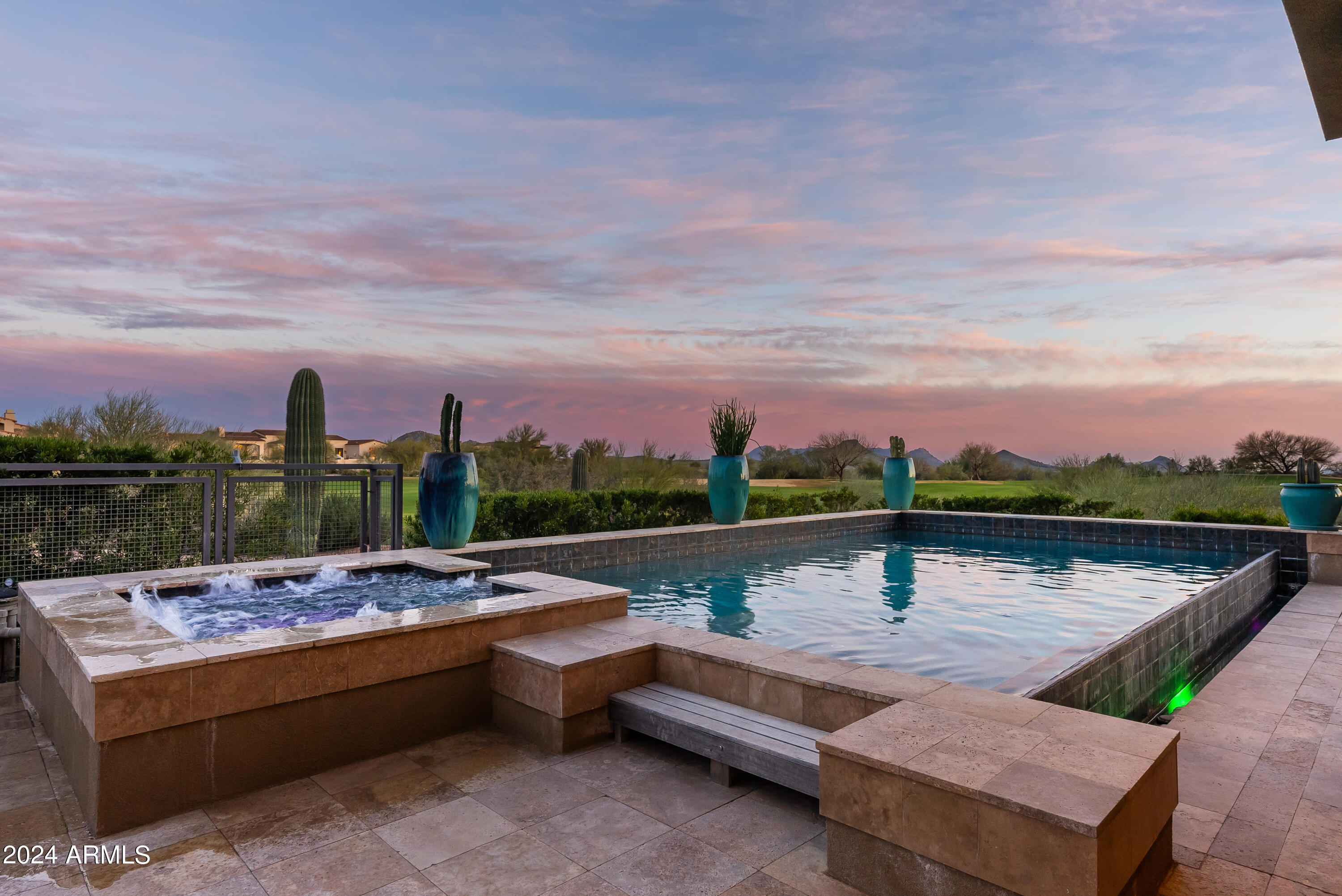 MIRABEL CLUB - Residential