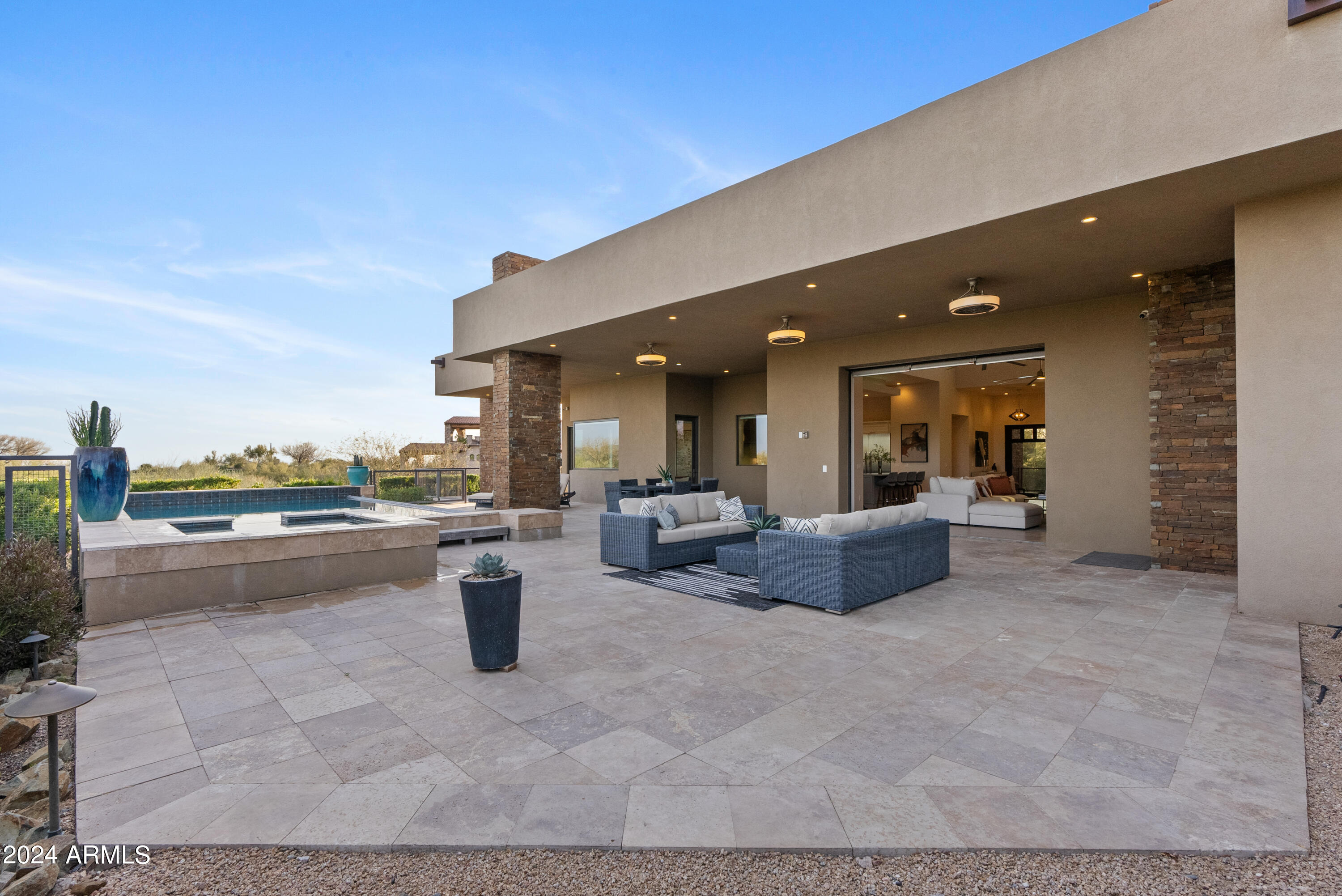 MIRABEL CLUB - Residential