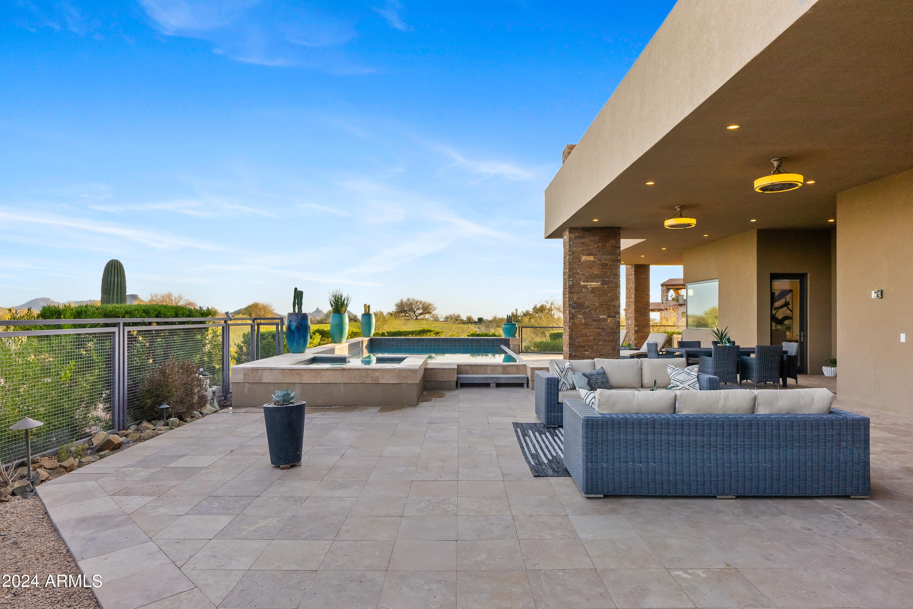 MIRABEL CLUB - Residential