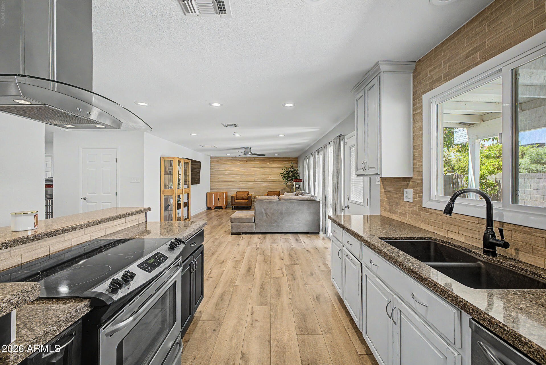 PARK SCOTTSDALE 16 - Residential