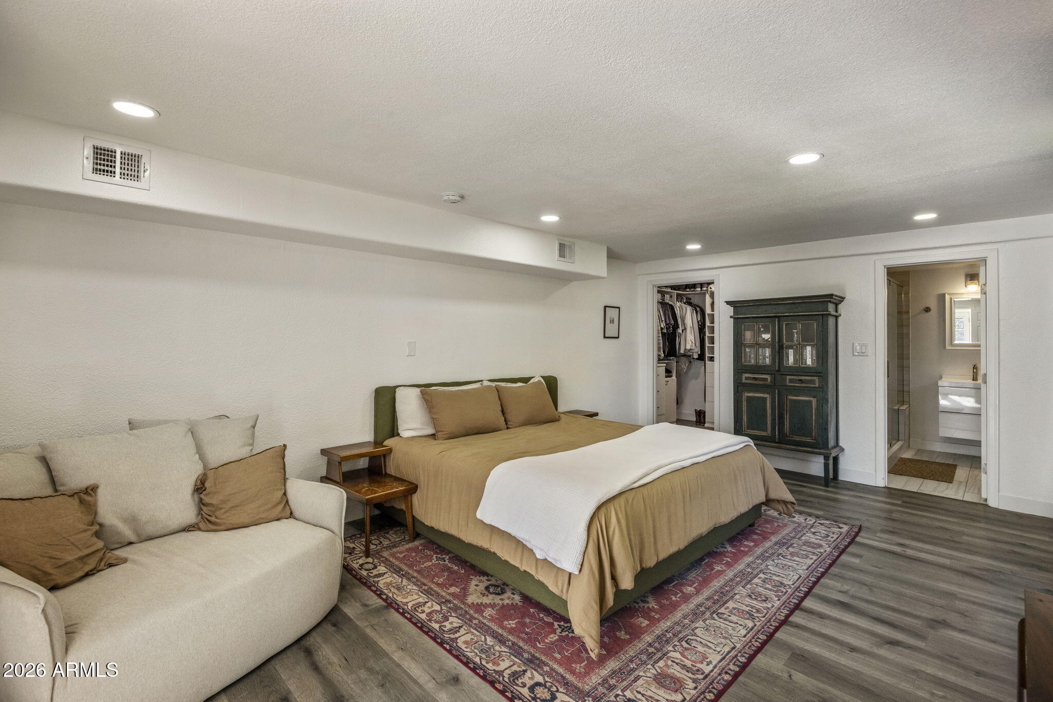 MARSHALL PARKWAY - Residential