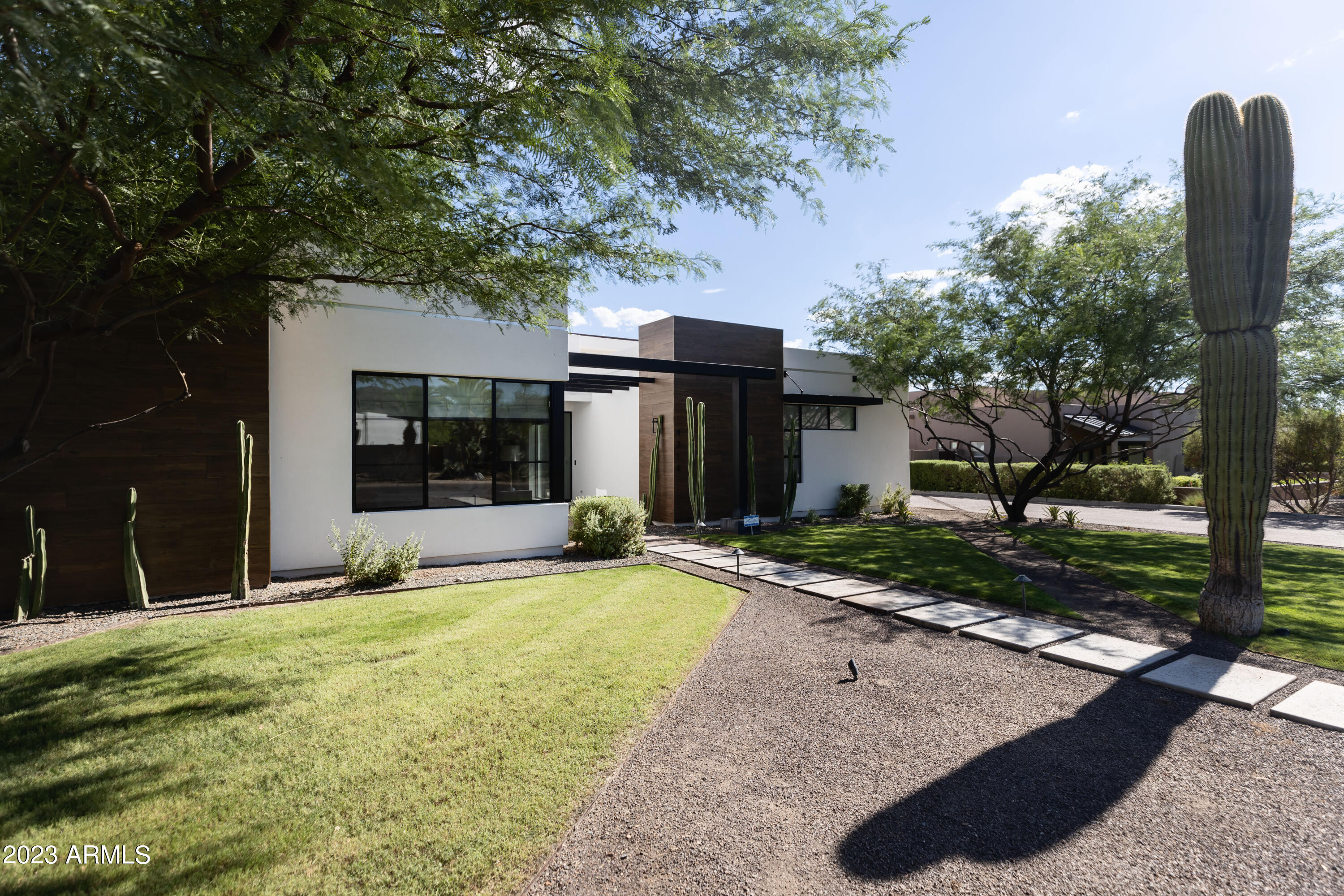 MARION ESTATES - Residential