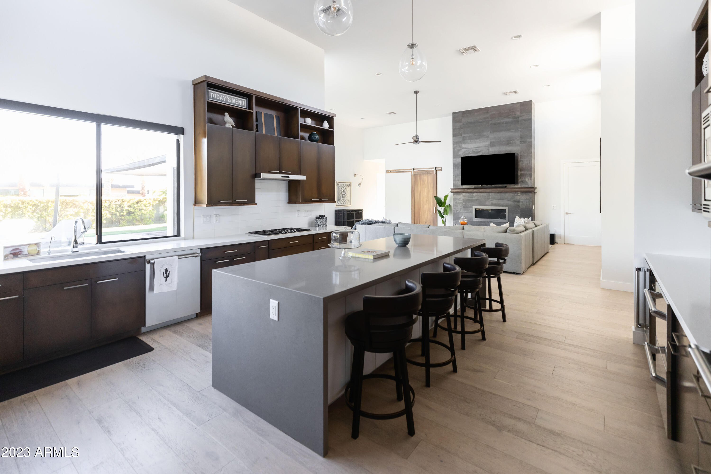MARION ESTATES - Residential