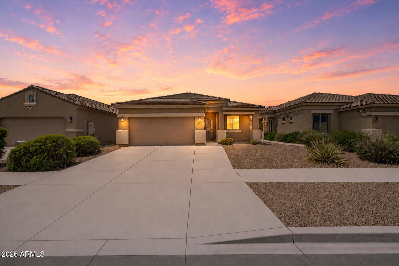 GRAND MANOR - Residential