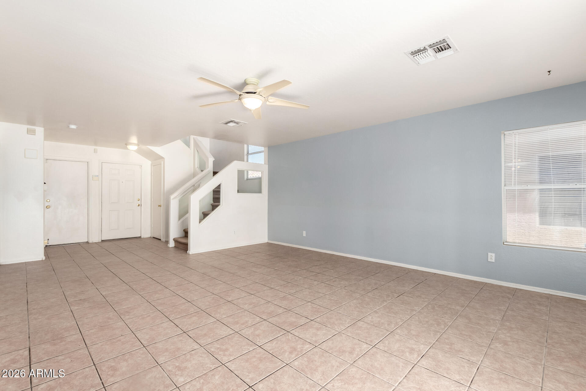 SUNDIAL 3 UNIT 1 - Residential