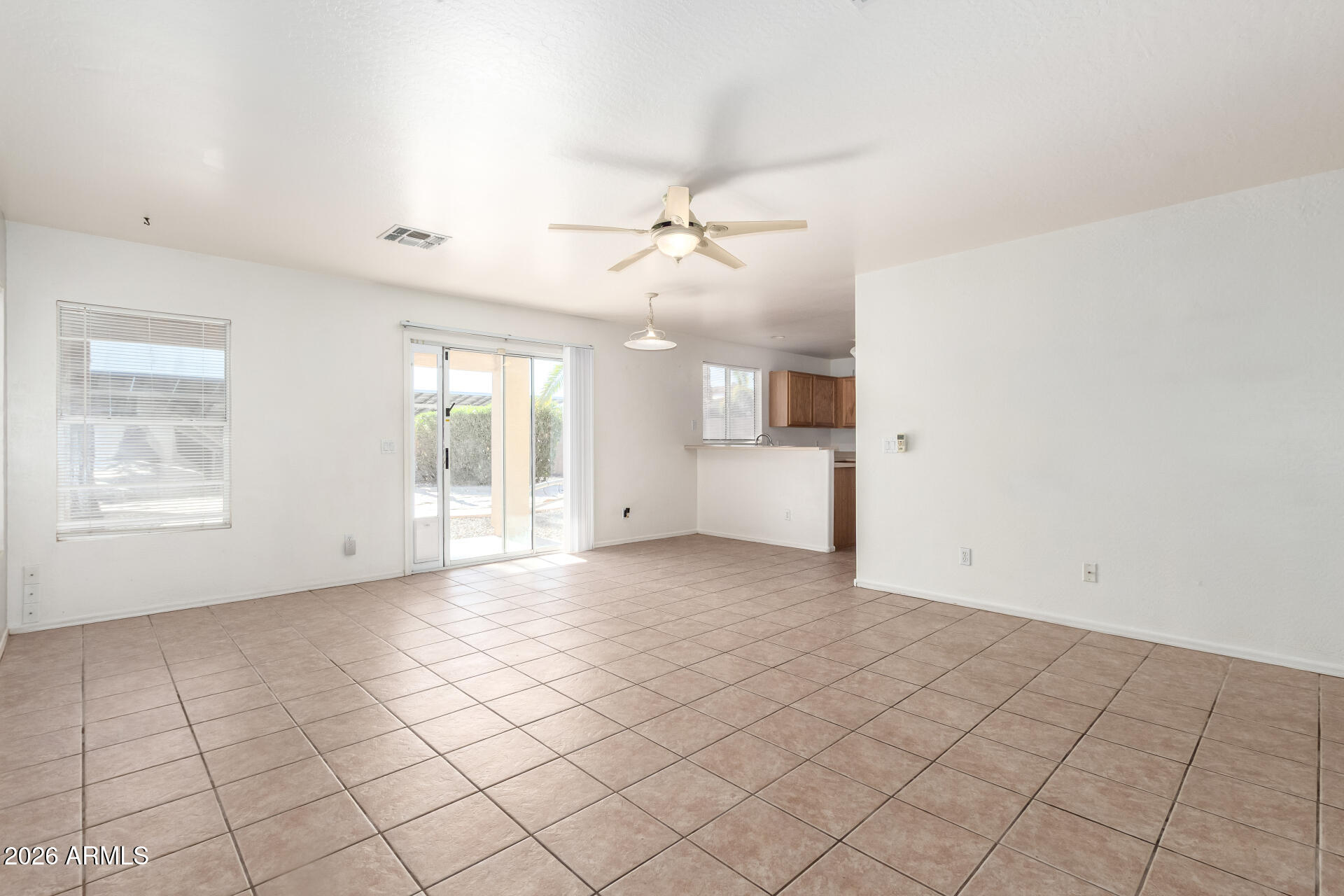 SUNDIAL 3 UNIT 1 - Residential
