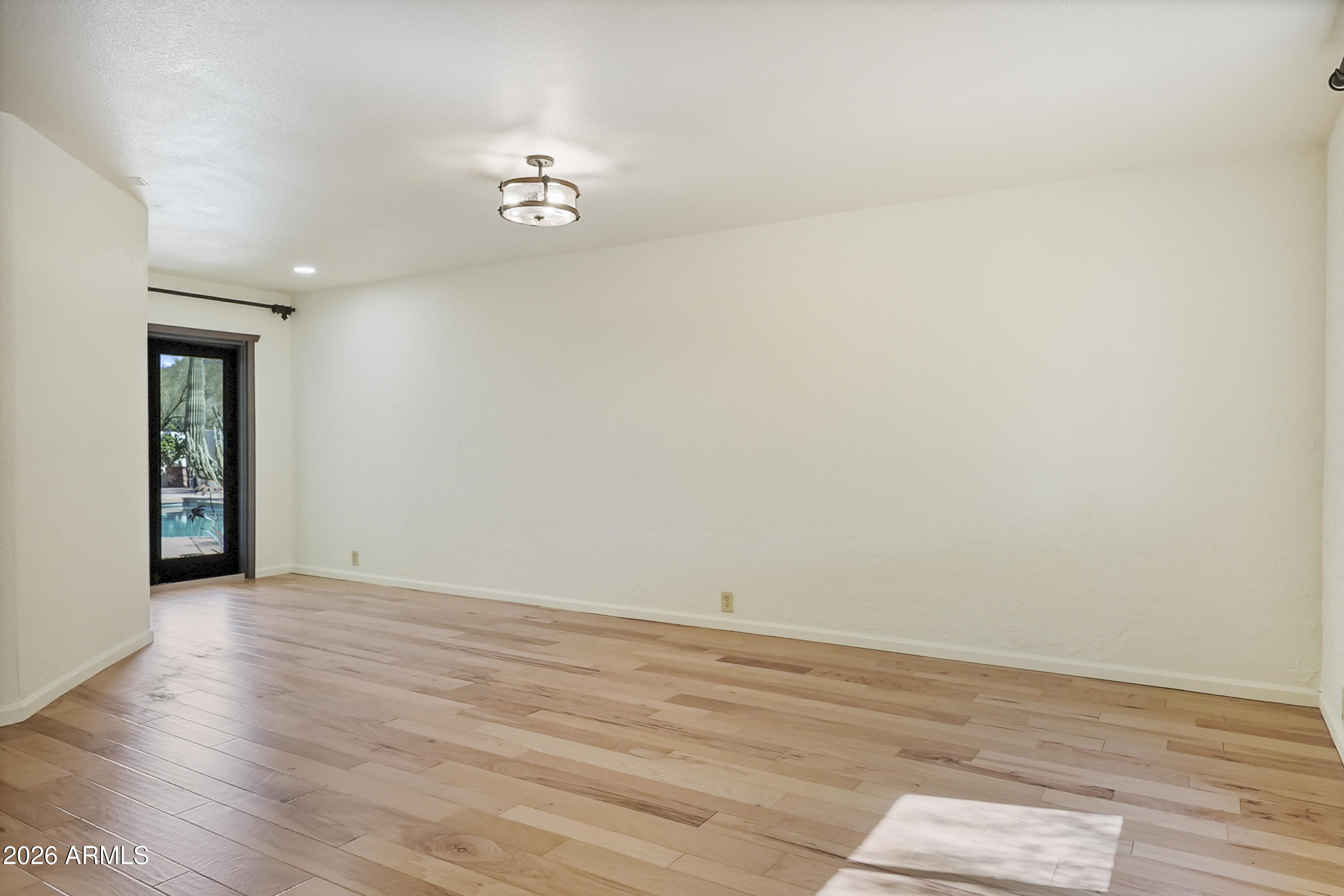 No HOA - Residential
