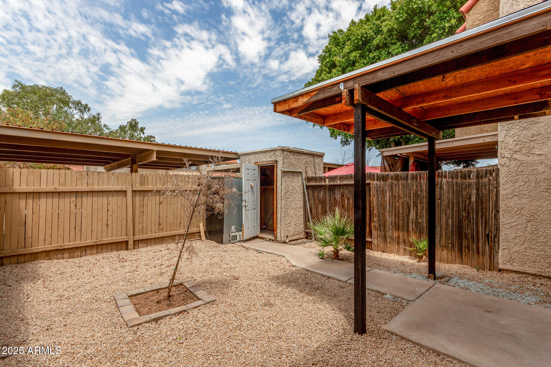 PACE ROSEWOOD AMD - Residential