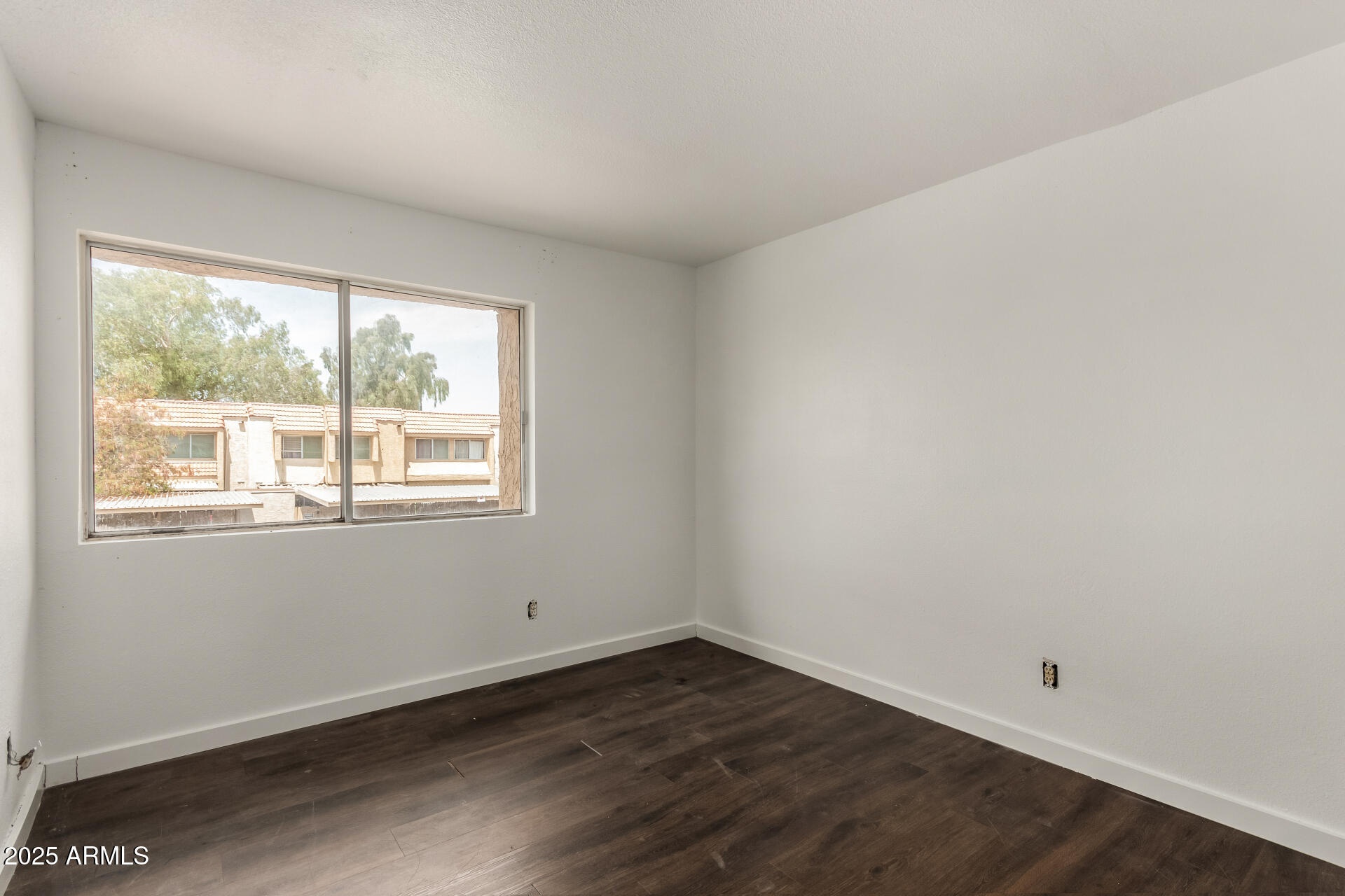 PACE ROSEWOOD AMD - Residential