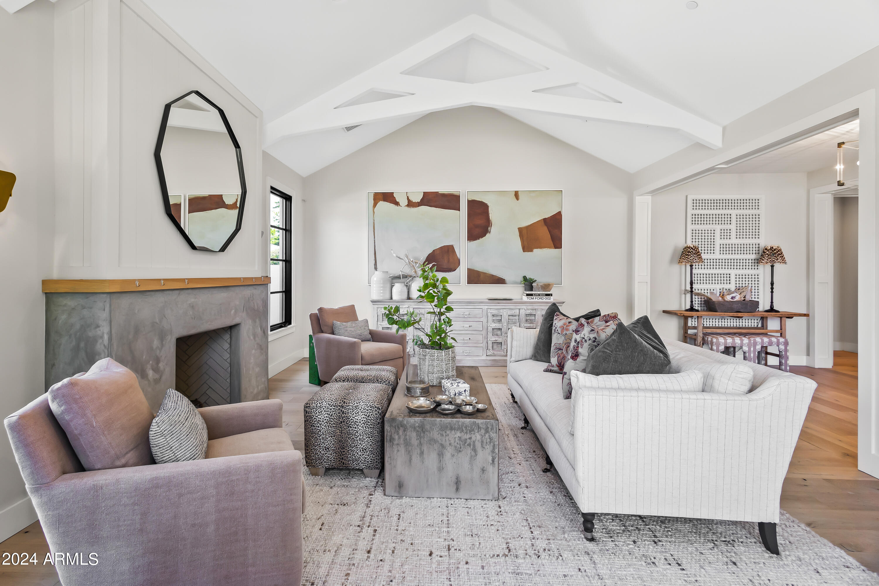 LAFAYETTE VILLA 4 - Residential