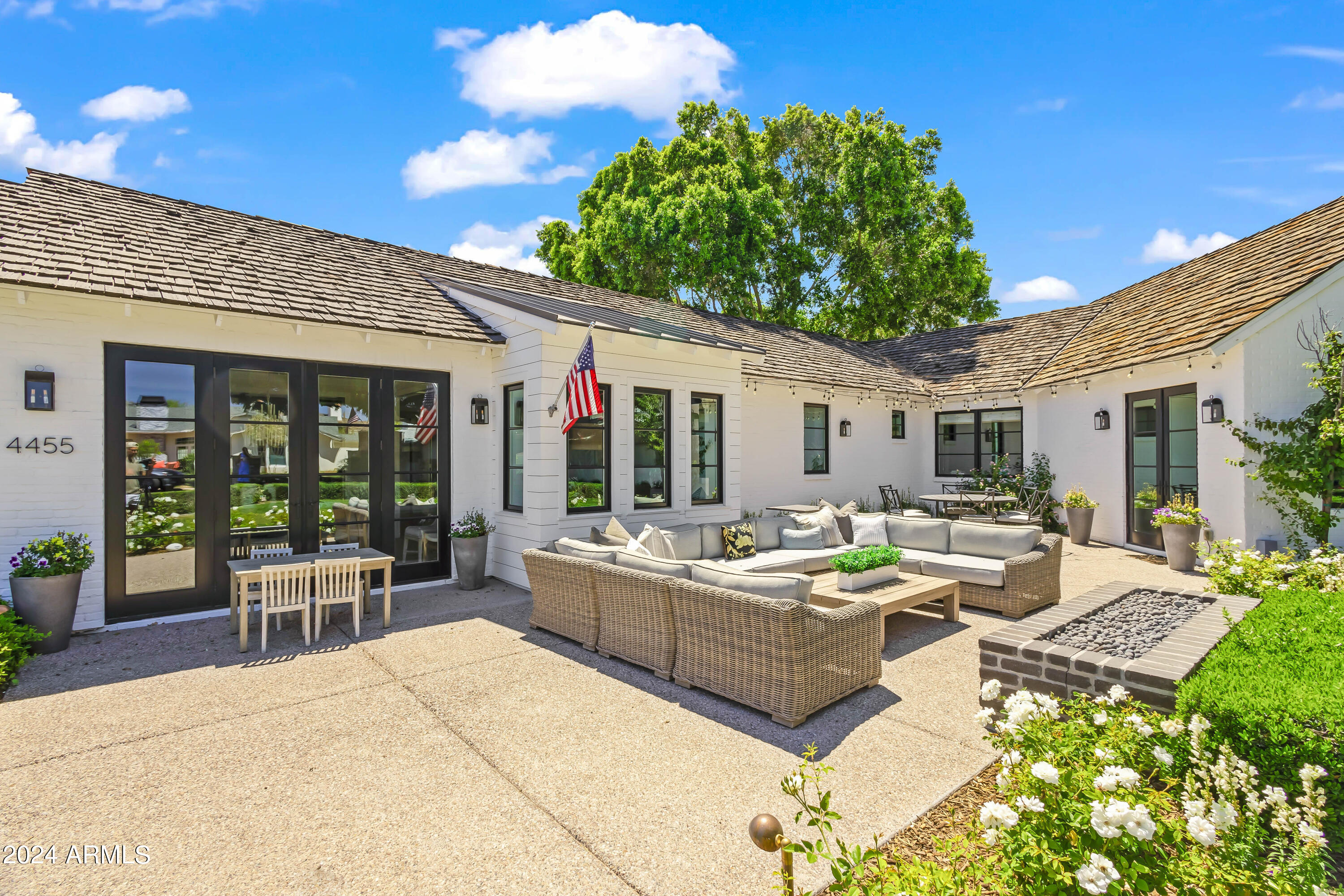 LAFAYETTE VILLA 4 - Residential