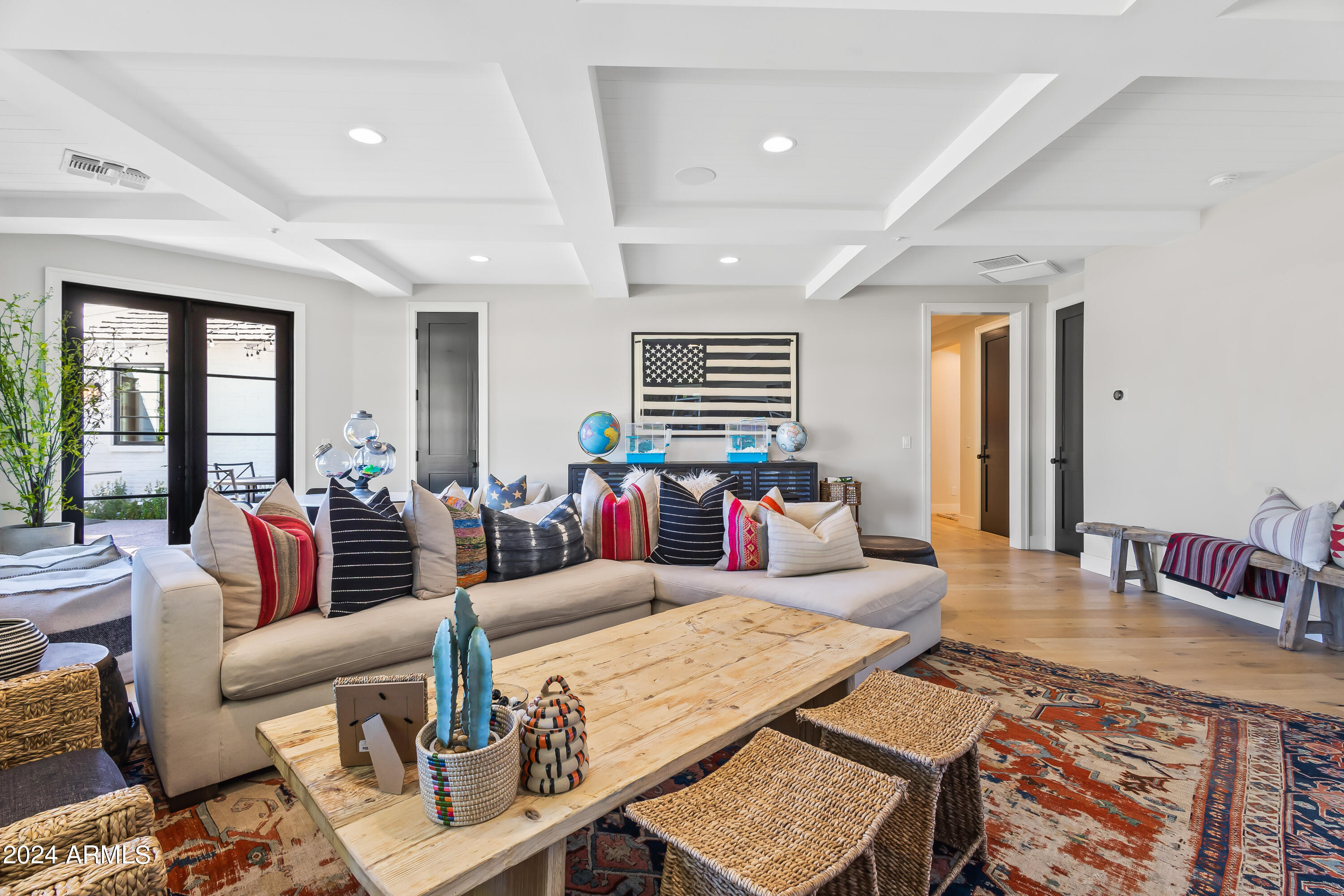 LAFAYETTE VILLA 4 - Residential