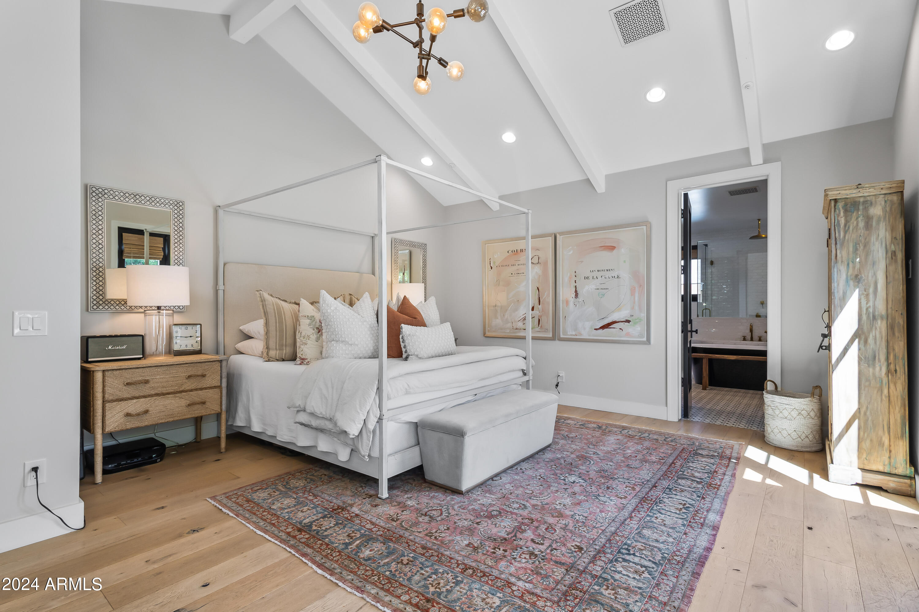 LAFAYETTE VILLA 4 - Residential