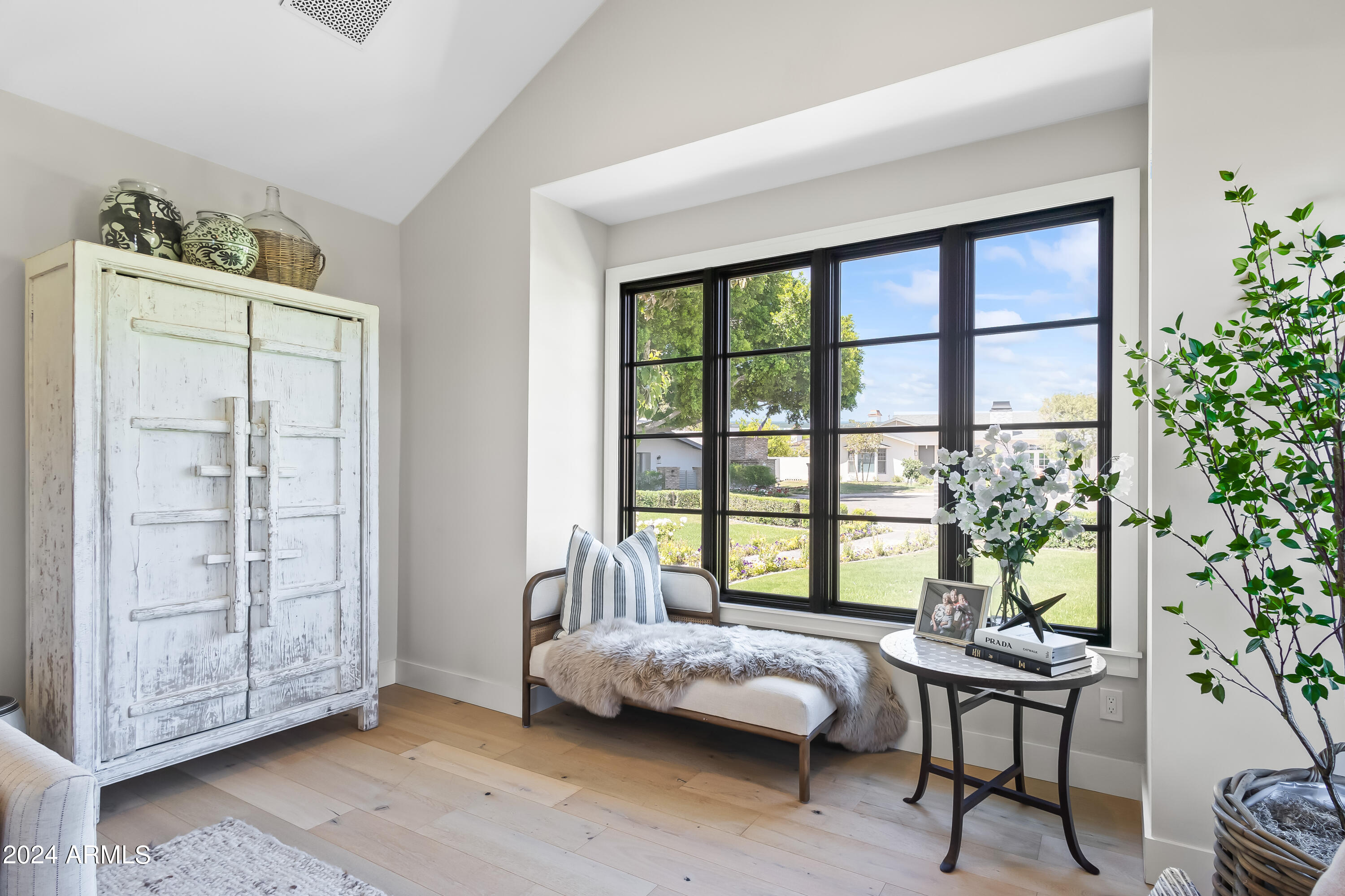 LAFAYETTE VILLA 4 - Residential
