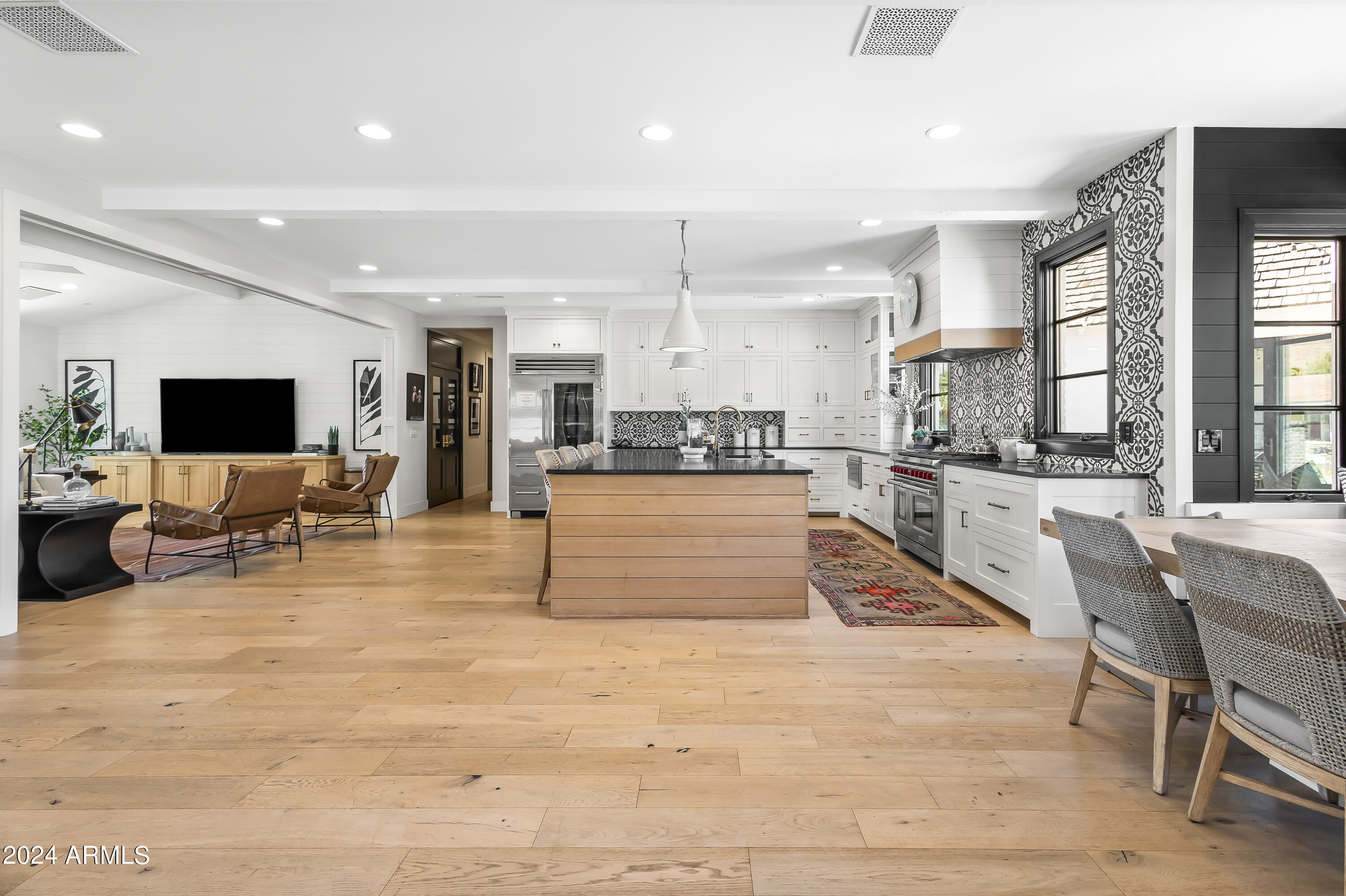 LAFAYETTE VILLA 4 - Residential