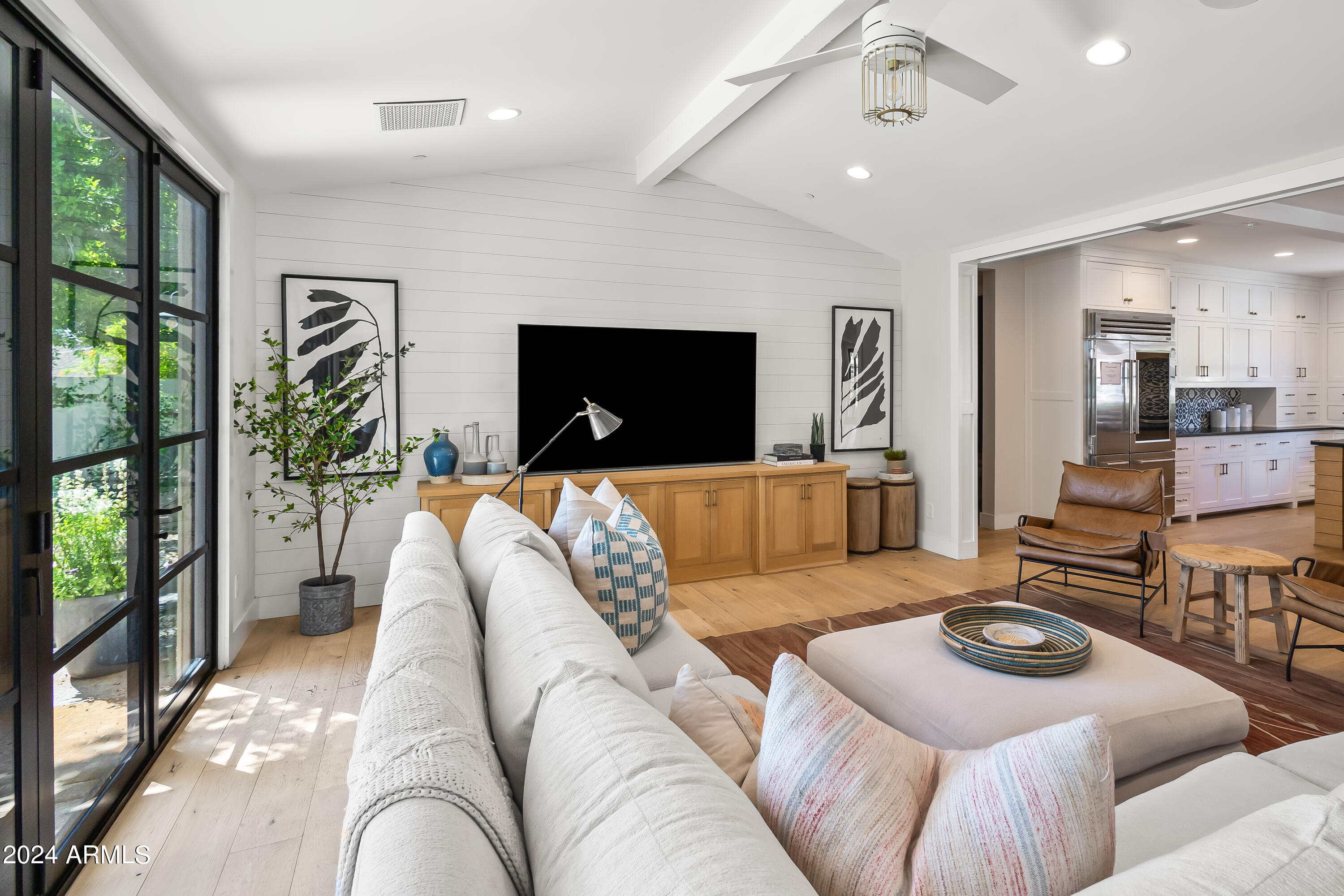 LAFAYETTE VILLA 4 - Residential