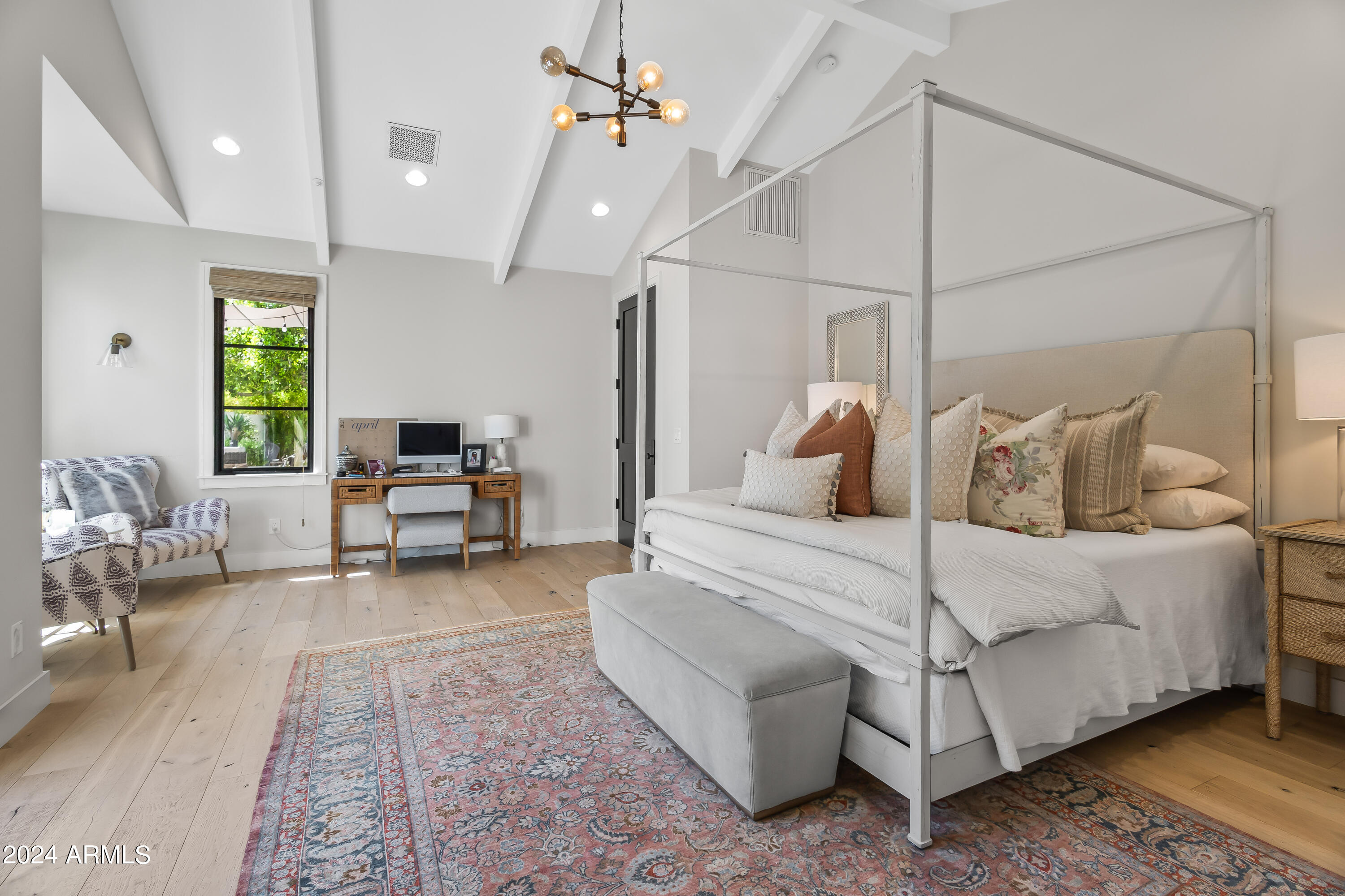 LAFAYETTE VILLA 4 - Residential