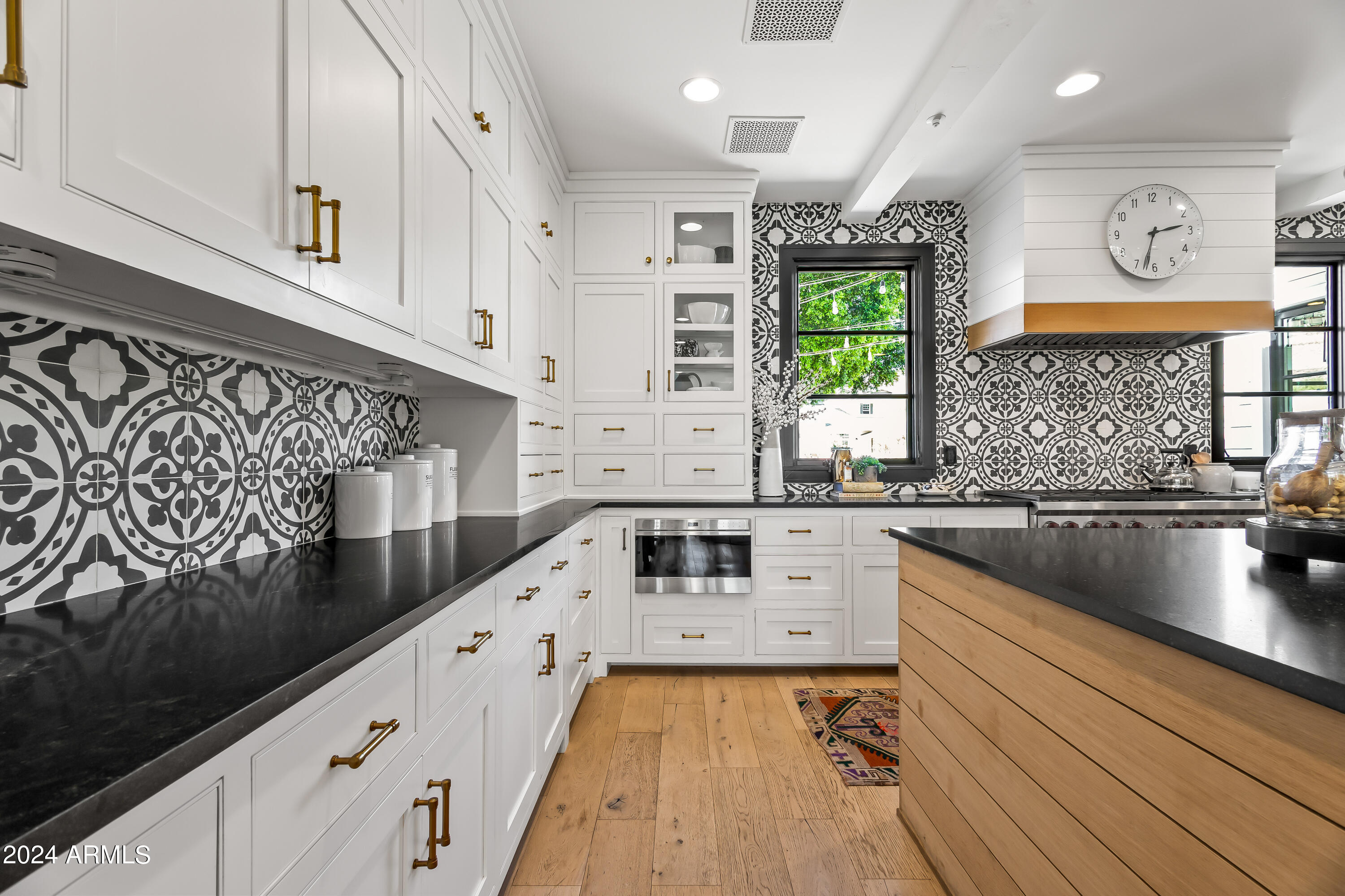 LAFAYETTE VILLA 4 - Residential