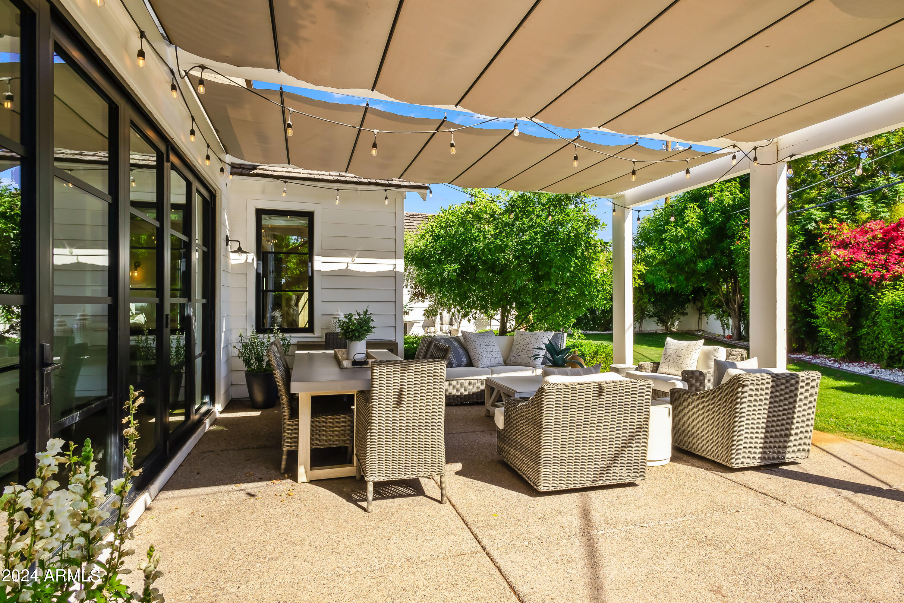 LAFAYETTE VILLA 4 - Residential