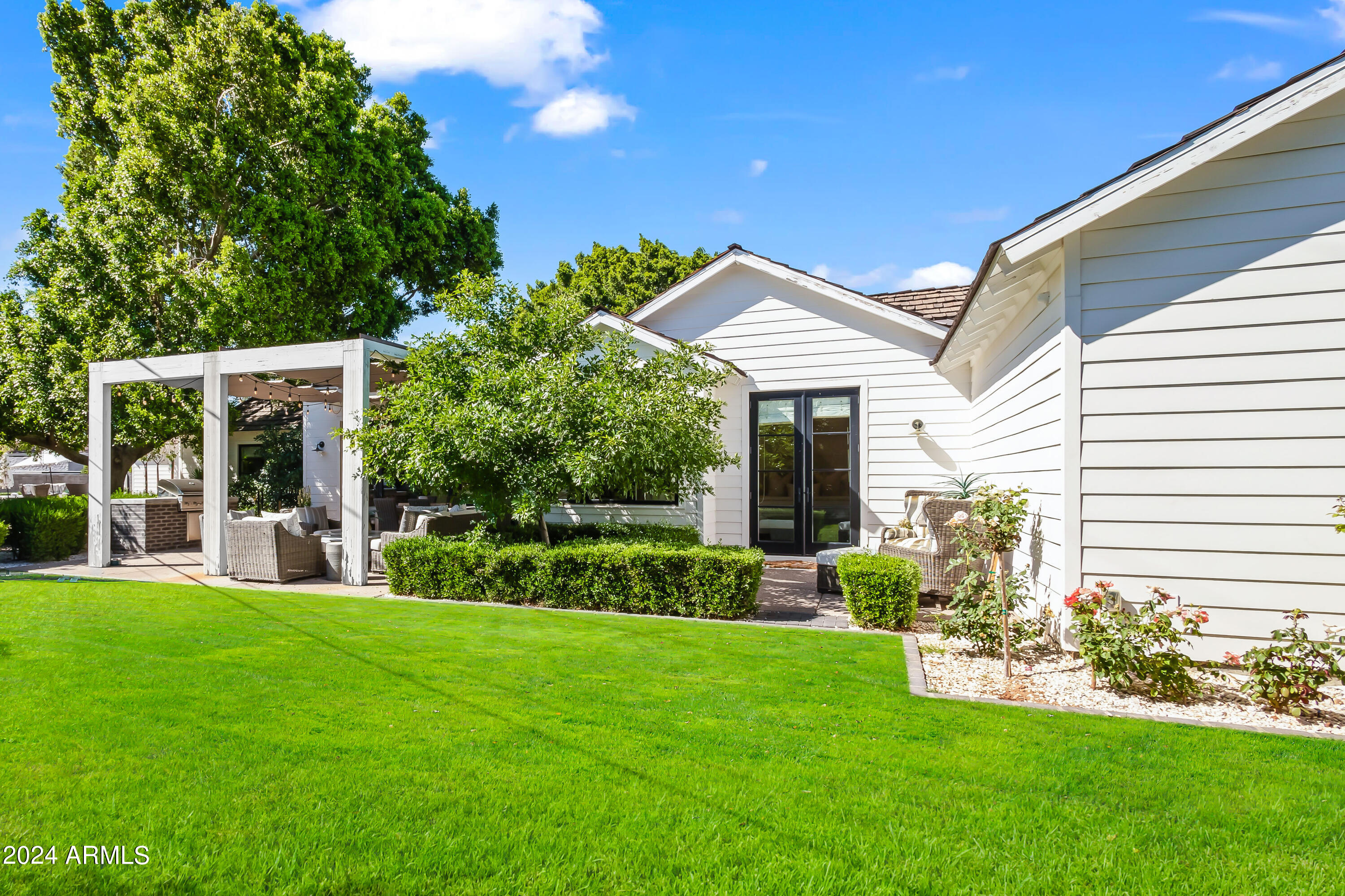 LAFAYETTE VILLA 4 - Residential