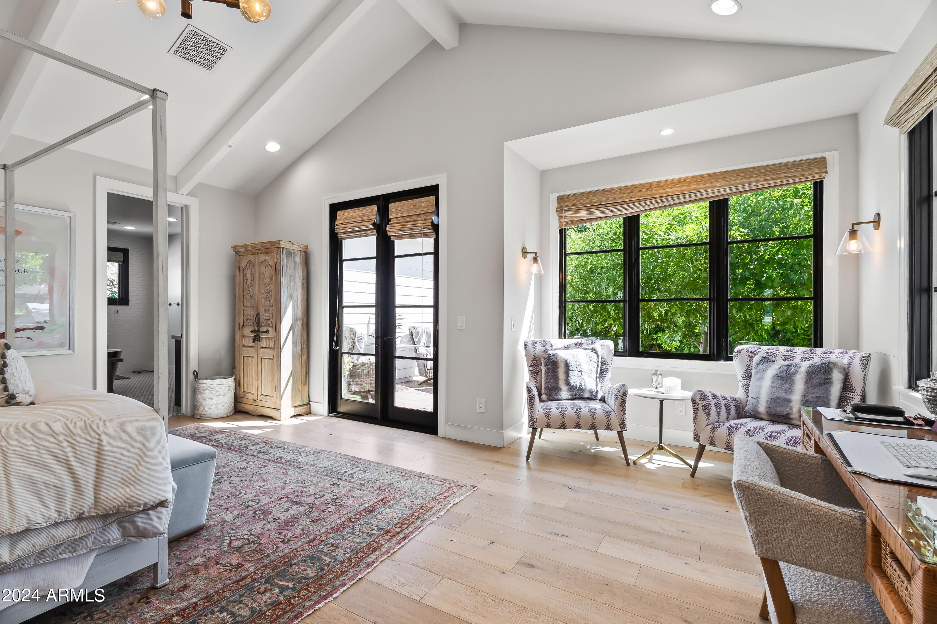 LAFAYETTE VILLA 4 - Residential