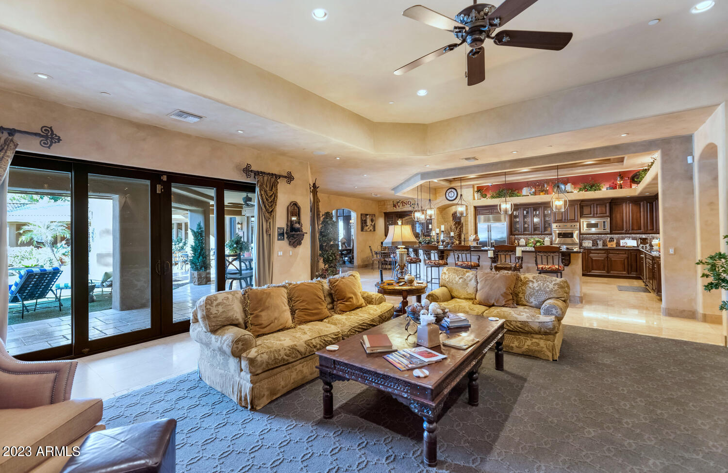 MIRAGE CROSSING - Residential