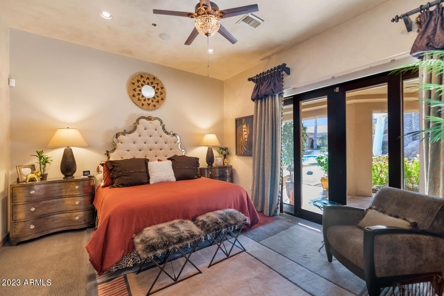 MIRAGE CROSSING - Residential