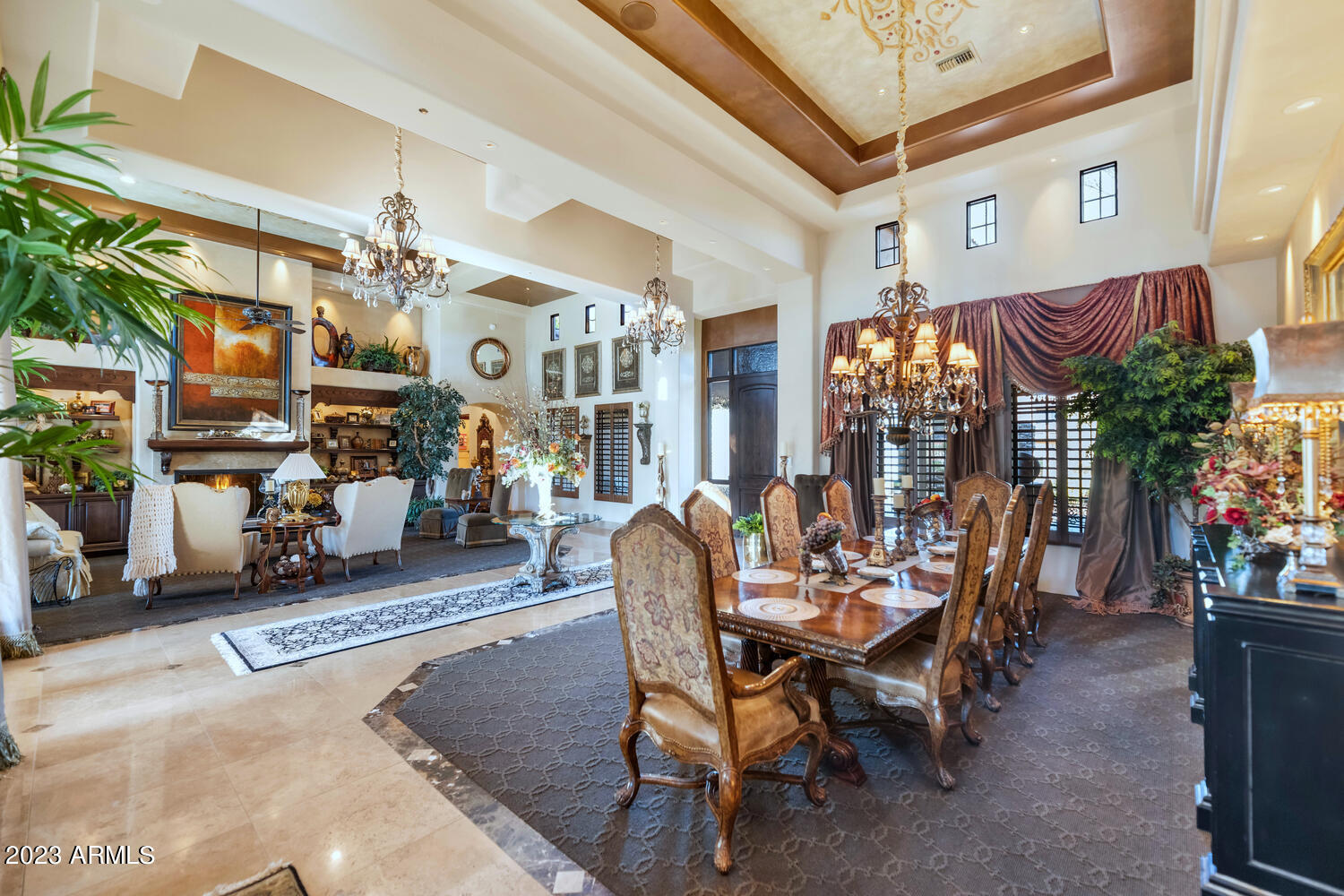 MIRAGE CROSSING - Residential