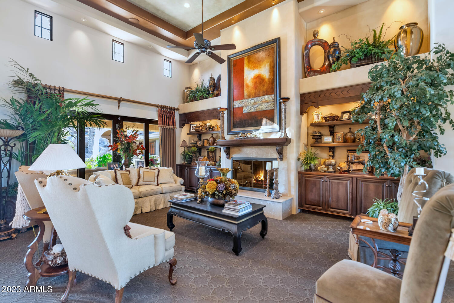 MIRAGE CROSSING - Residential