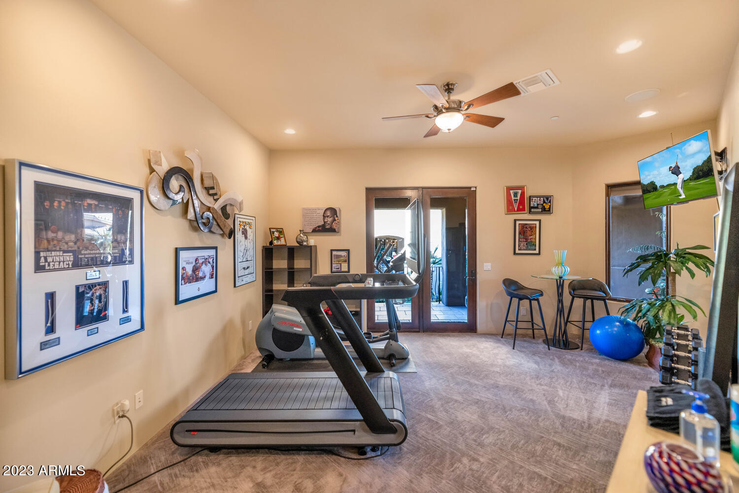 MIRAGE CROSSING - Residential