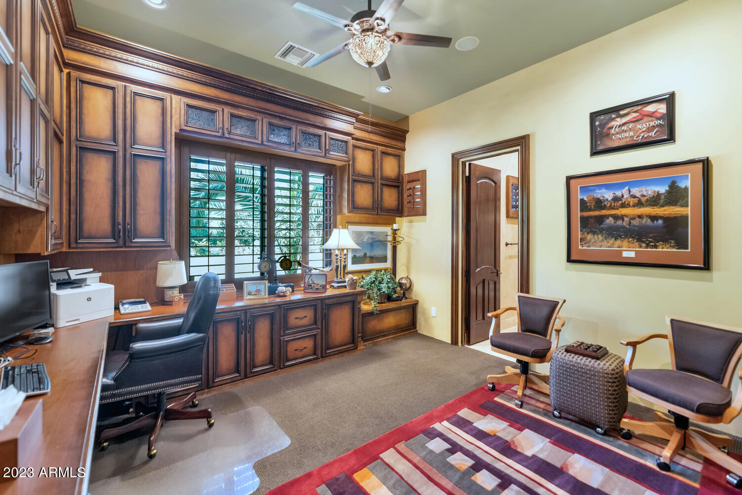 MIRAGE CROSSING - Residential