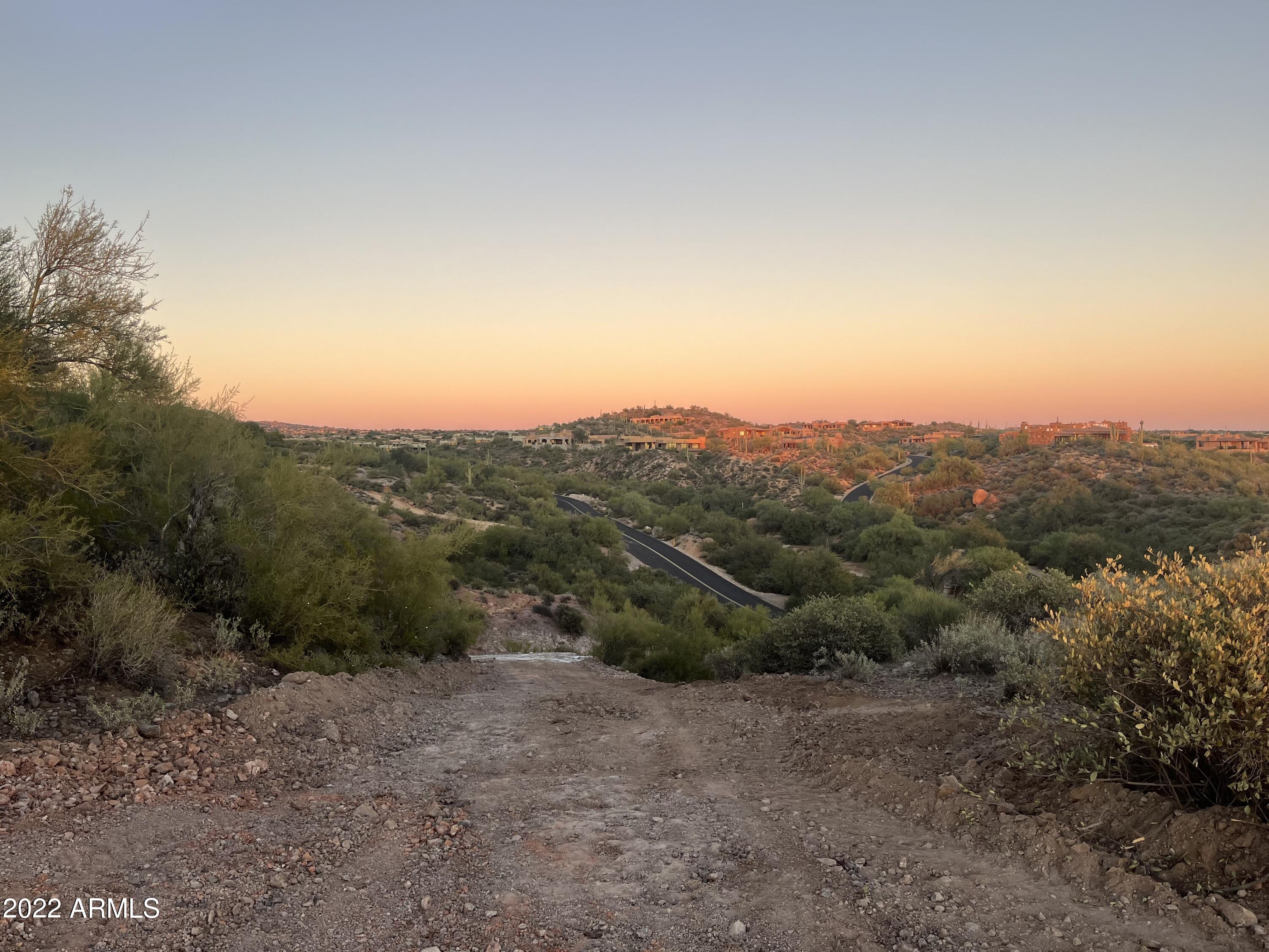 LONE MOUNTAIN - Land