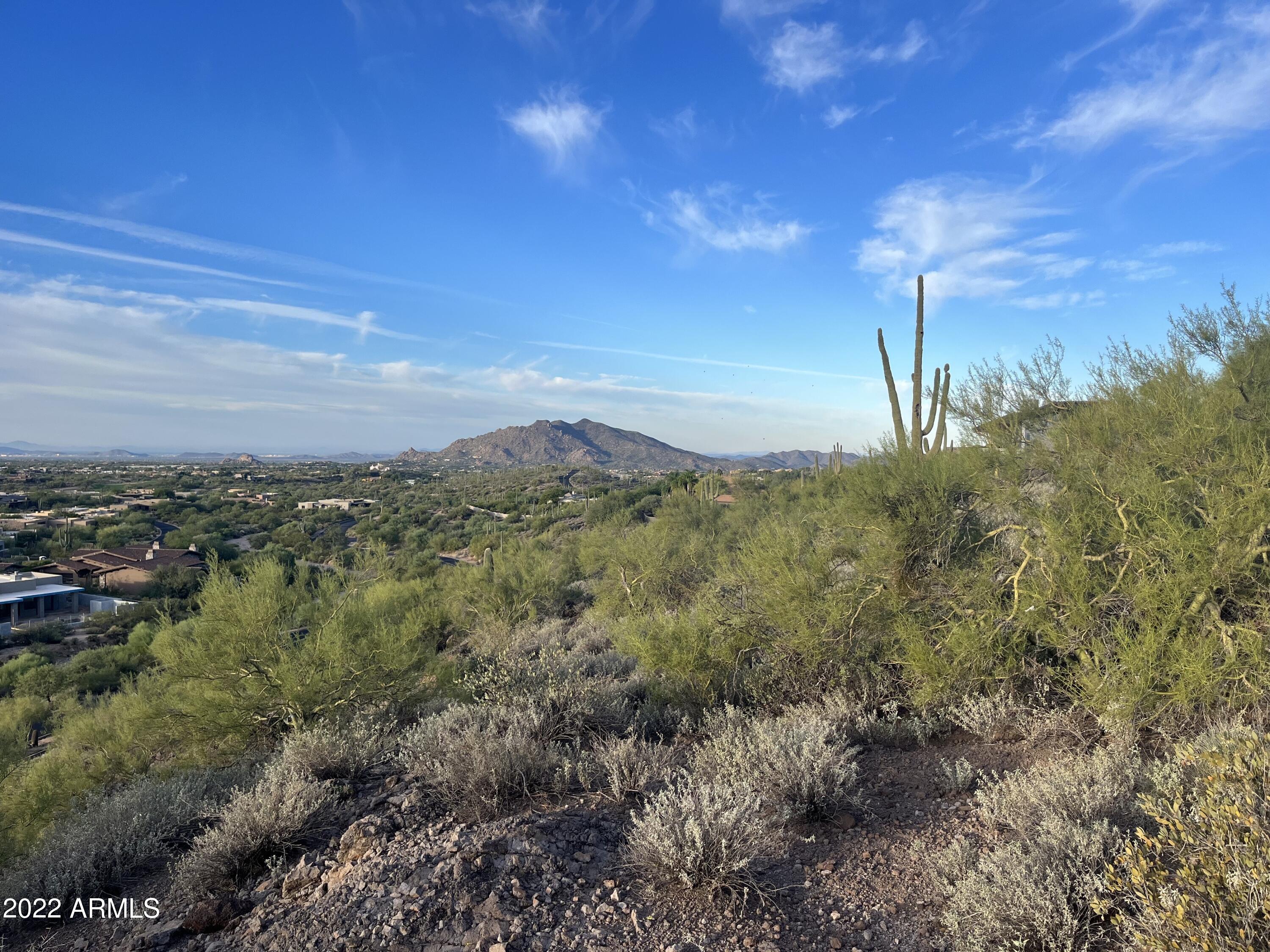 LONE MOUNTAIN - Land