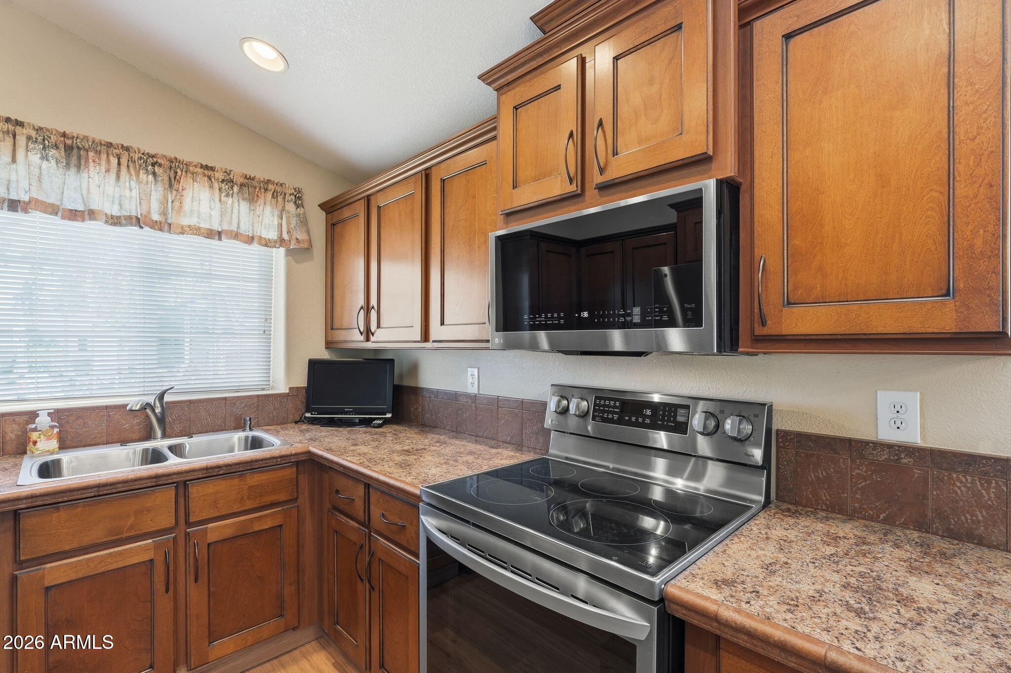 PUEBLO EL MIRAGE RV RESORT - Residential