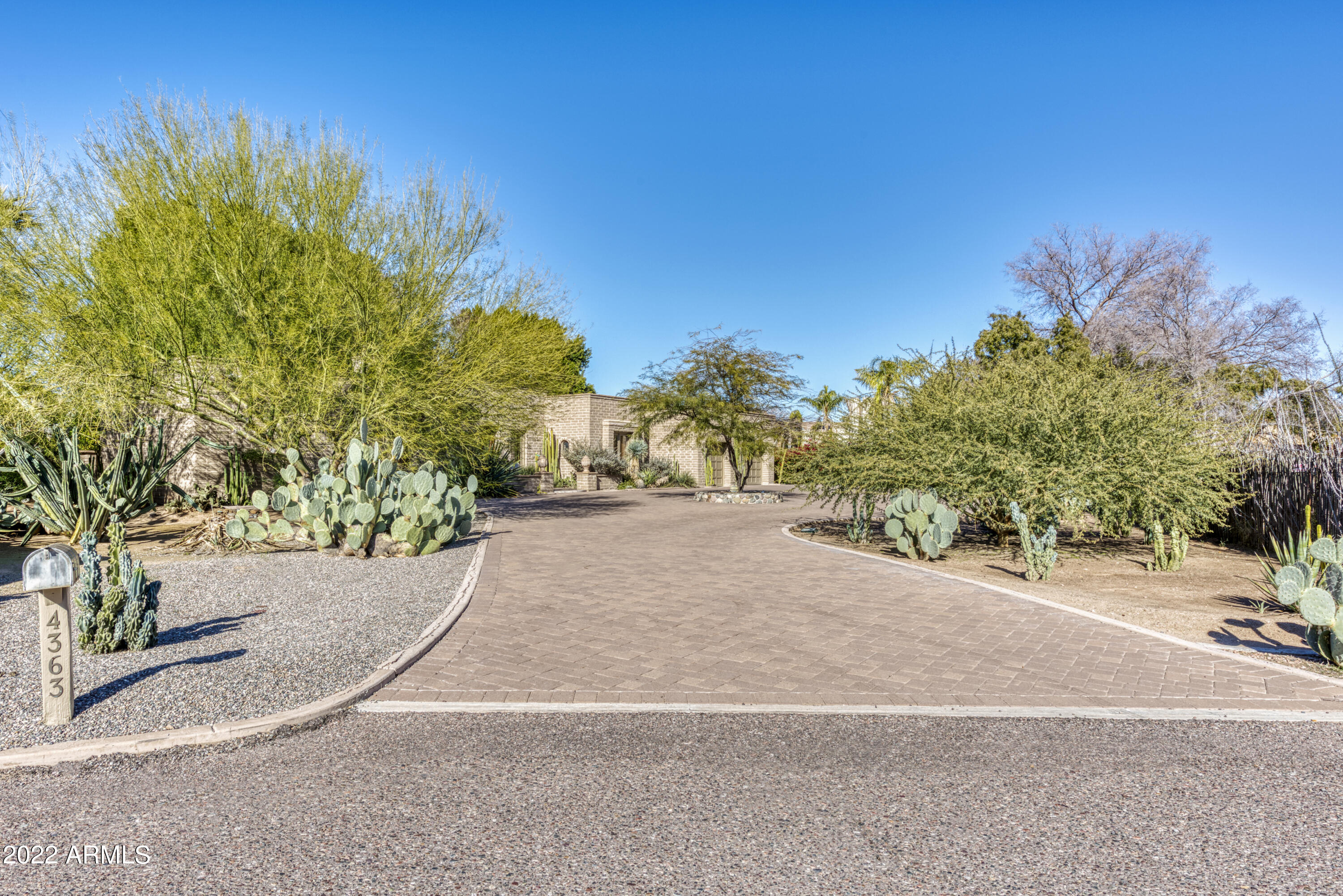 JOYCE LYNN ESTATES - Residential