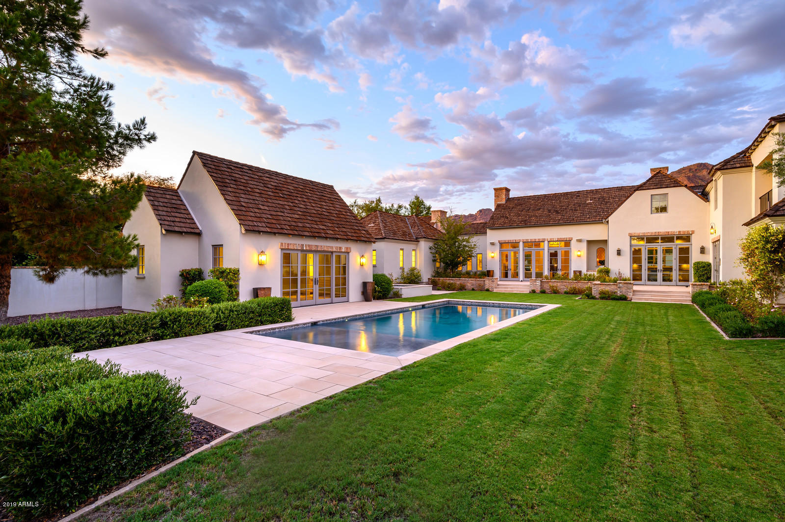 EL CAMELLO - Residential