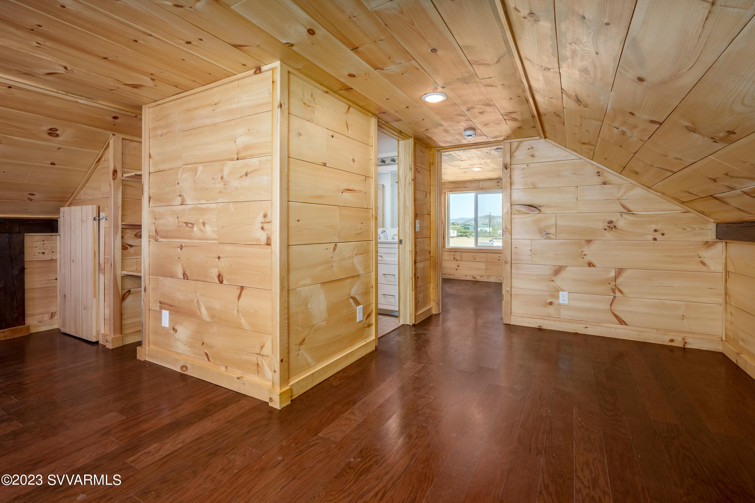 Under 5 Acres - Residential