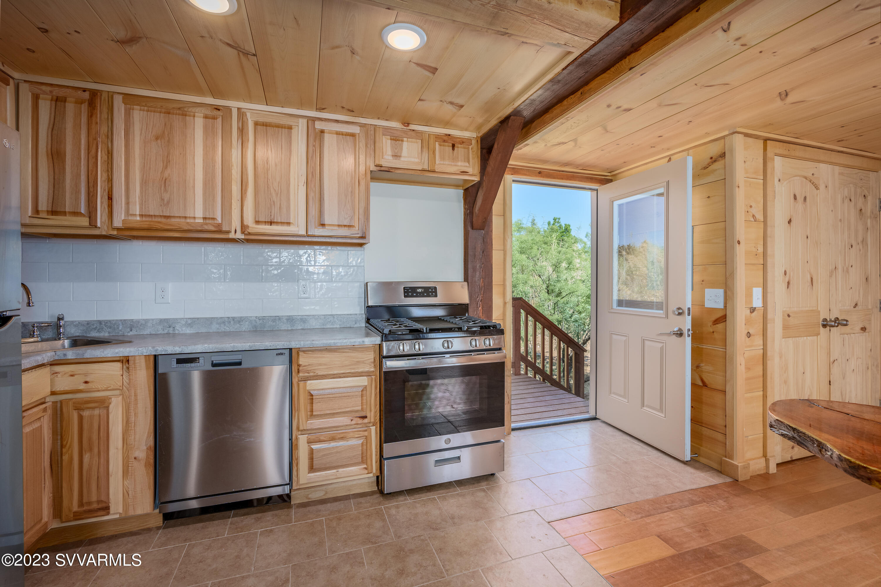 Under 5 Acres - Residential