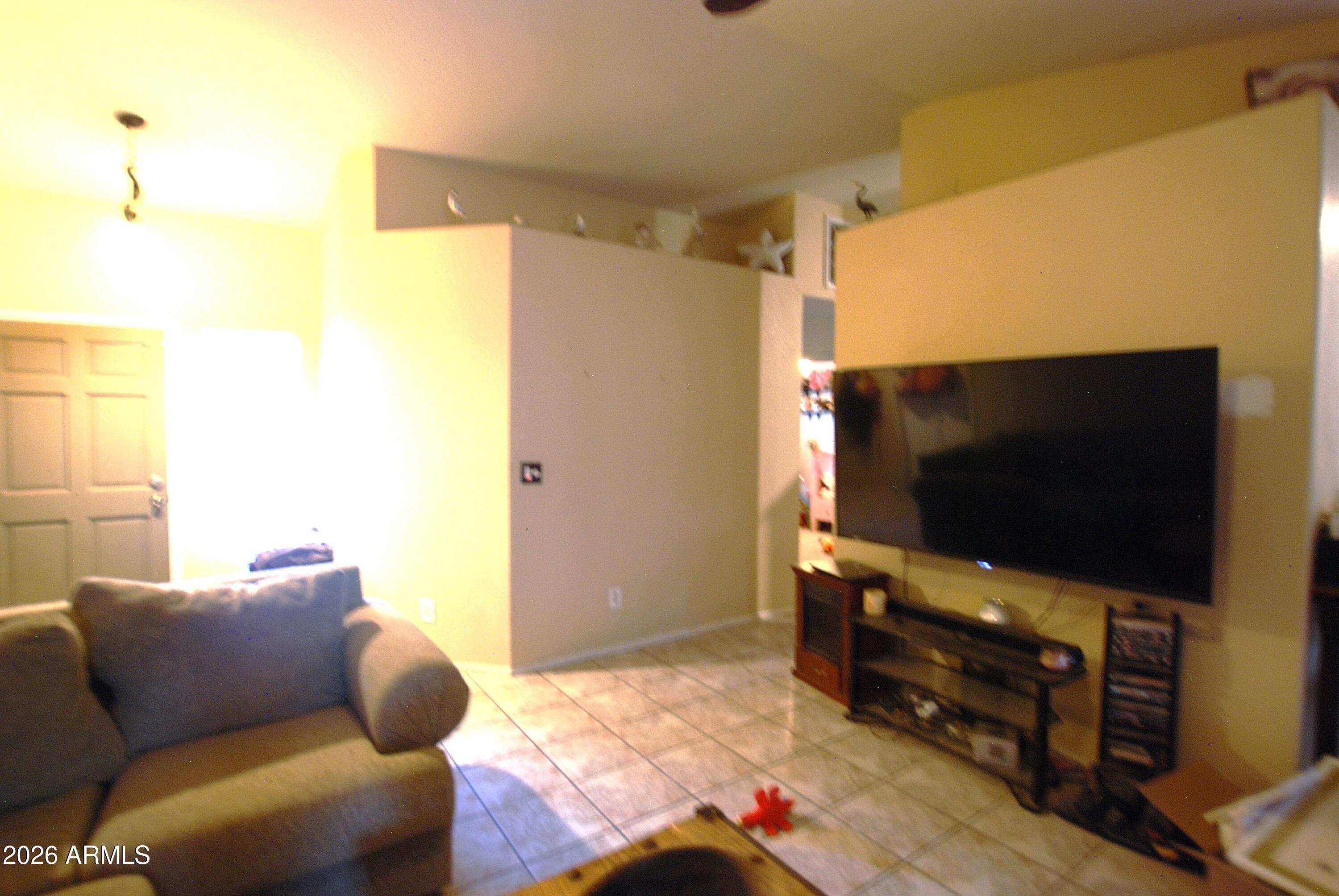 NEWPORT AT MOUNTAINSIDE AMD LOT 1-109 - Residential