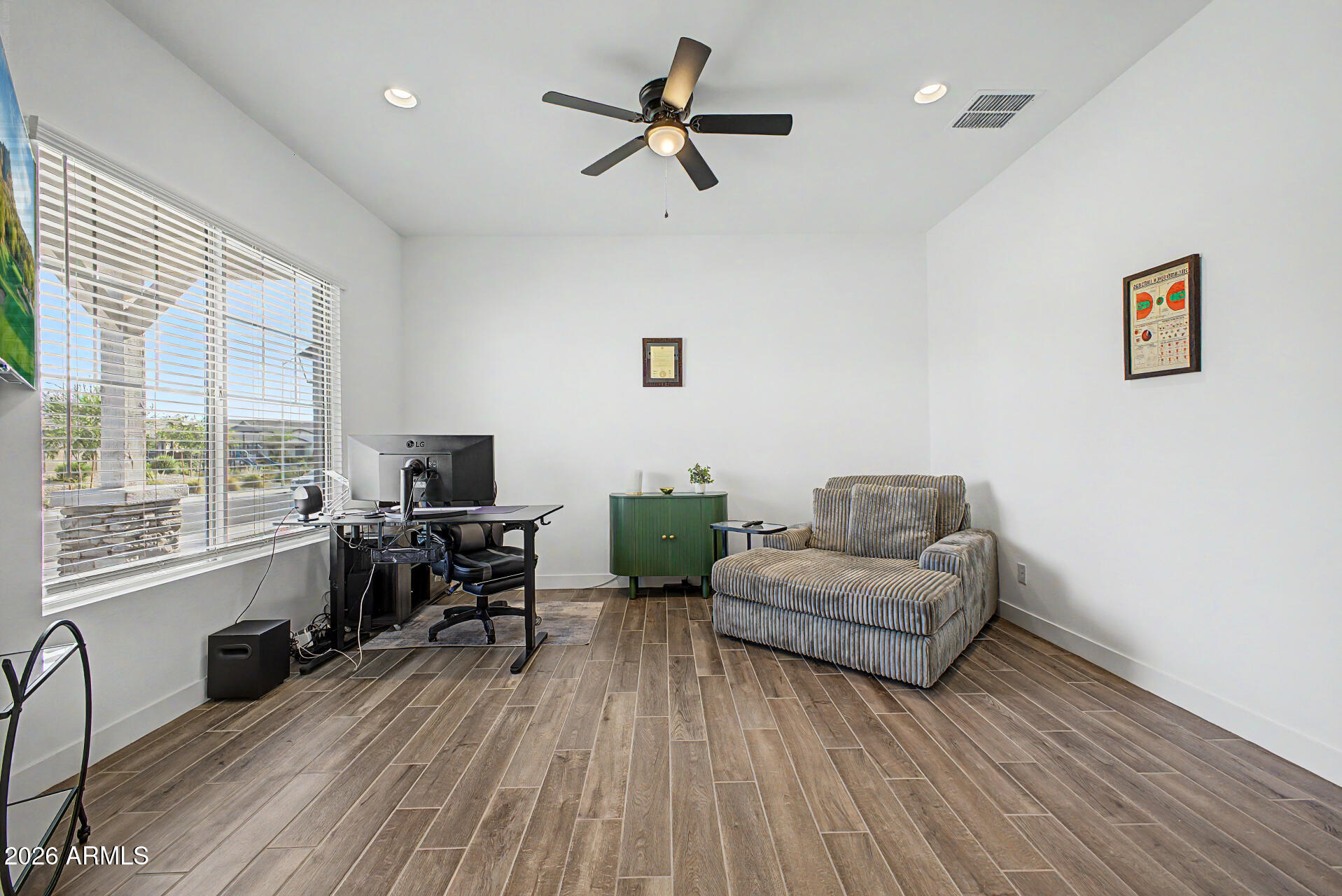 STONEHAVEN - Residential