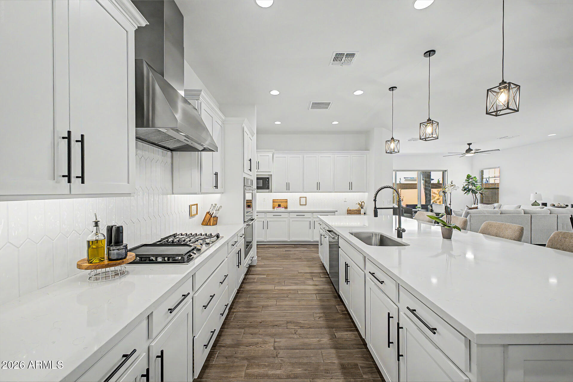 STONEHAVEN - Residential