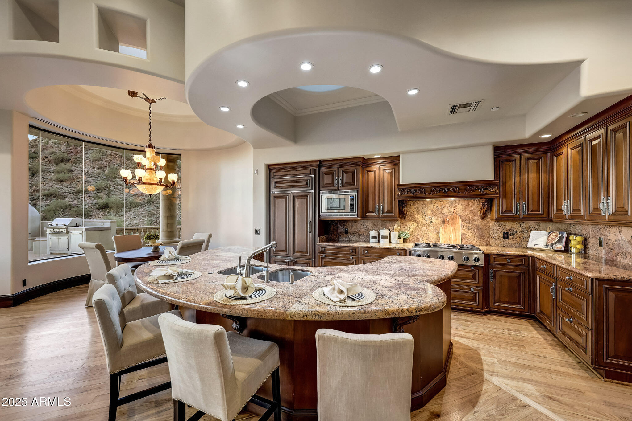 SCOTTSDALE MOUNTAIN - Residential