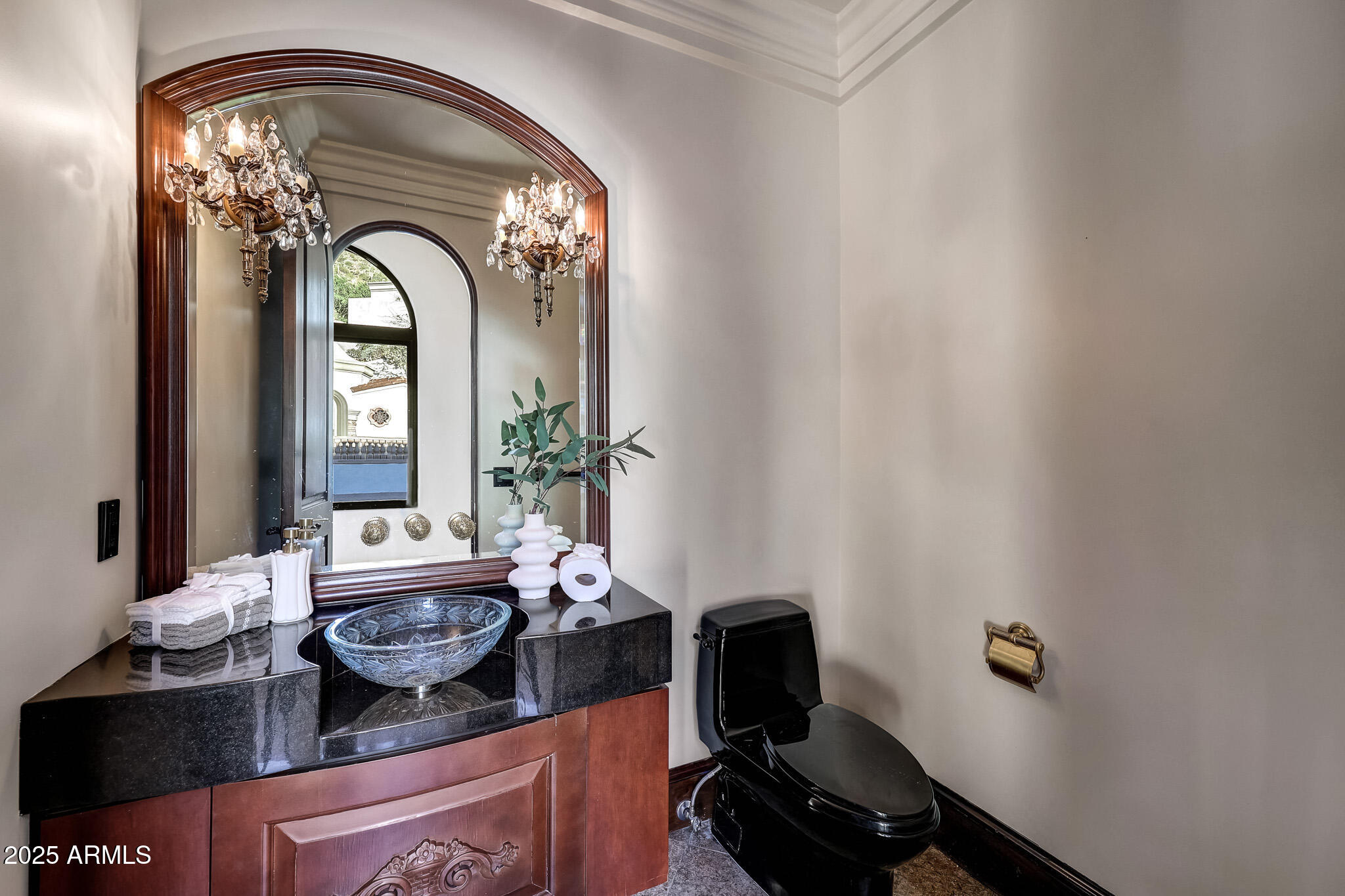 SCOTTSDALE MOUNTAIN - Residential