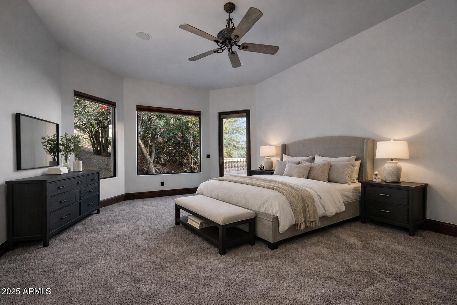 SCOTTSDALE MOUNTAIN - Residential